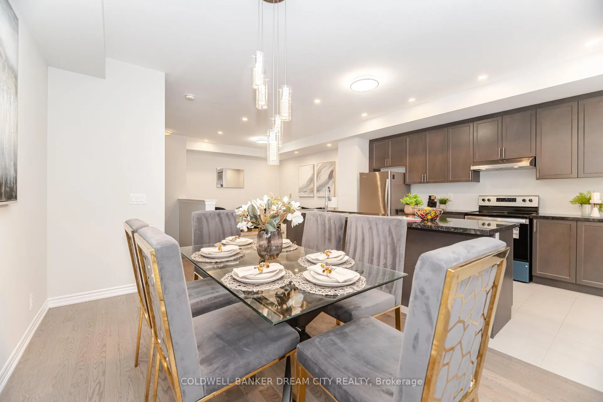 Photo 12 of 40 Herman Gilroy Lane, Markham, Angus Glen — HOMEH