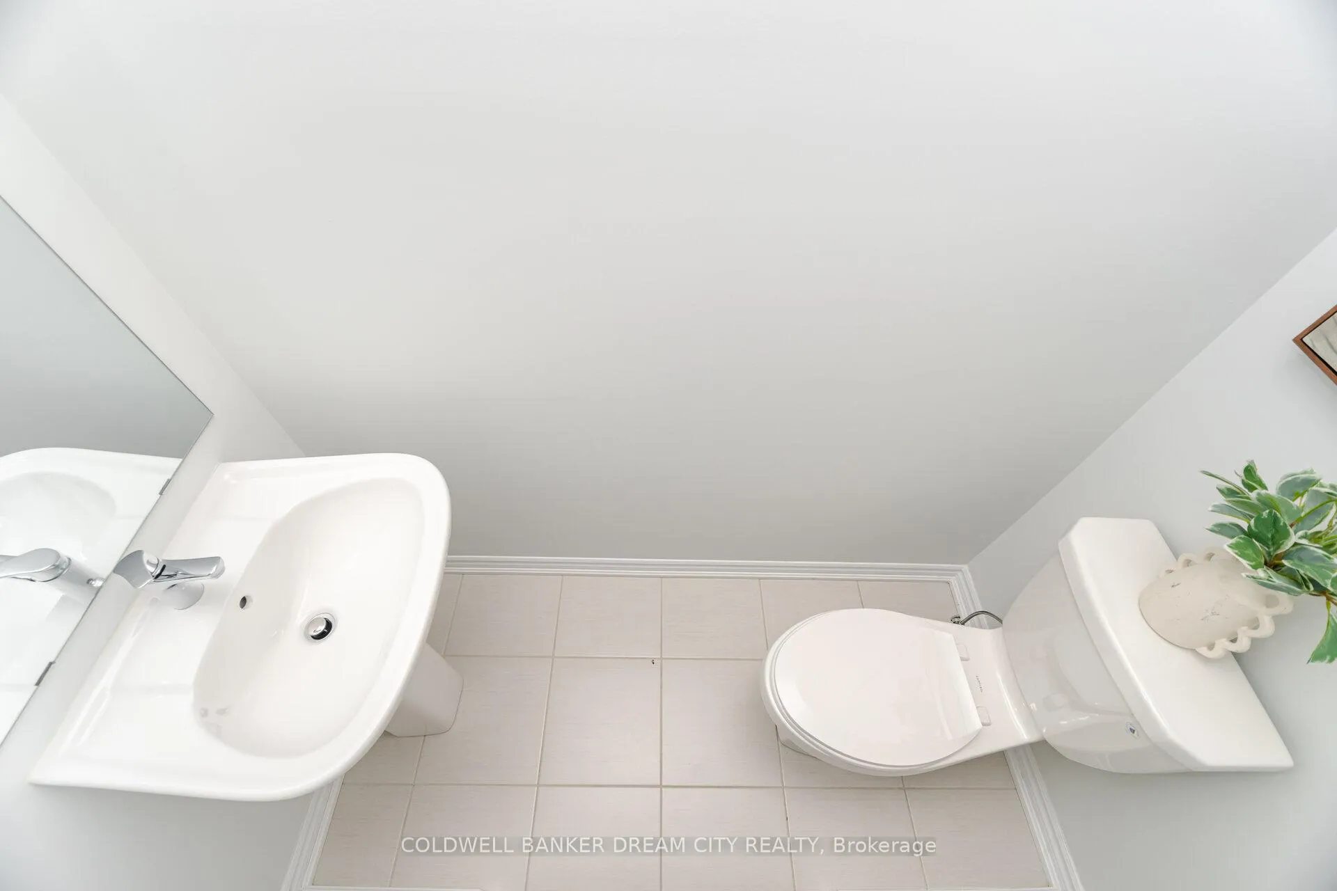 Photo 18 of 40 Herman Gilroy Lane, Markham, Angus Glen — HOMEH