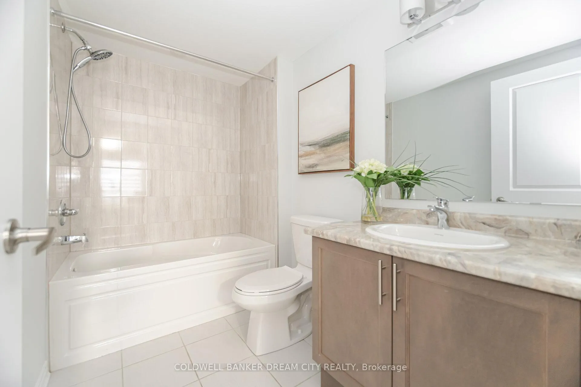 Photo 26 of 40 Herman Gilroy Lane, Markham, Angus Glen — HOMEH