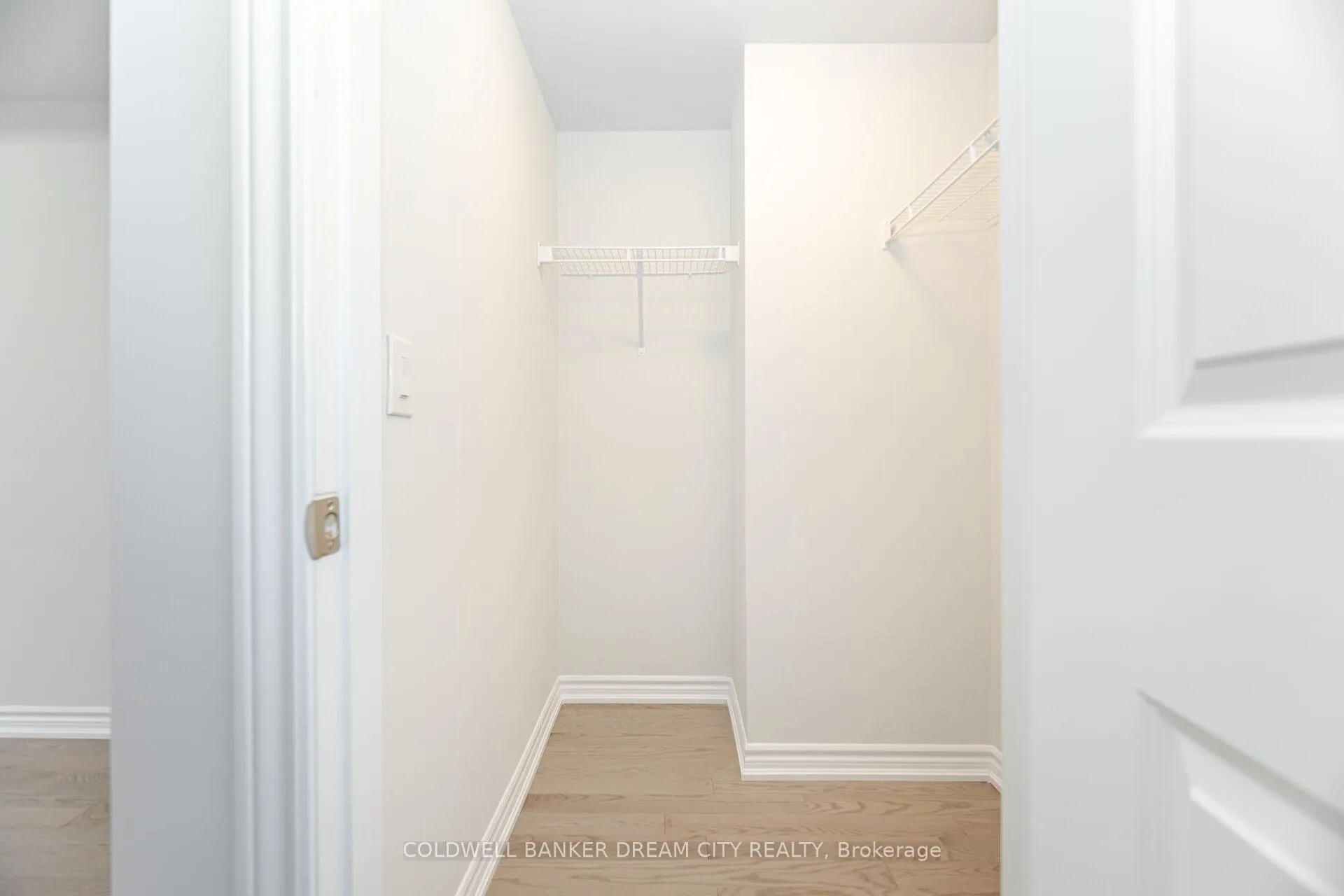 Photo 27 of 40 Herman Gilroy Lane, Markham, Angus Glen — HOMEH