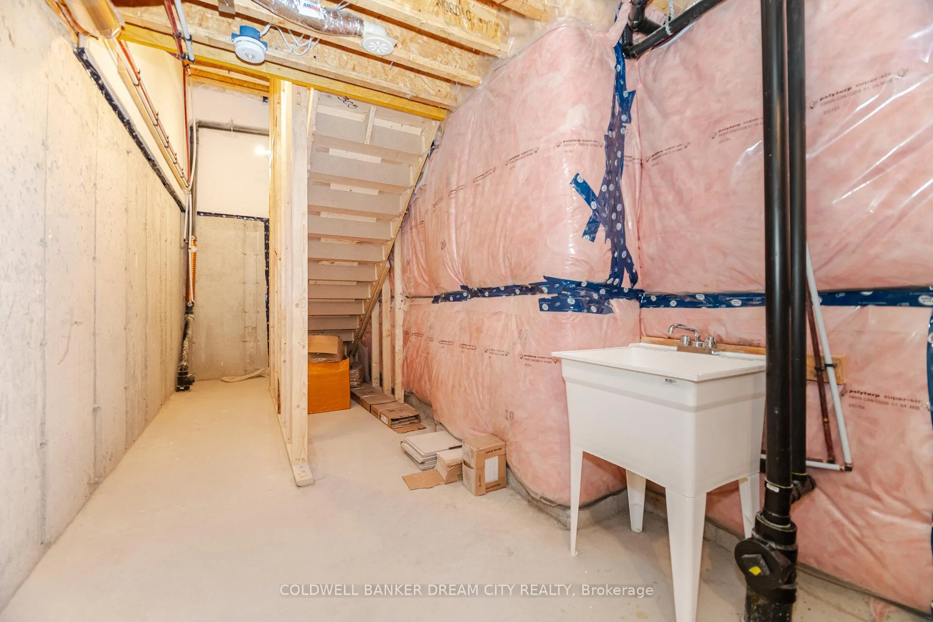 Photo 33 of 40 Herman Gilroy Lane, Markham, Angus Glen — HOMEH