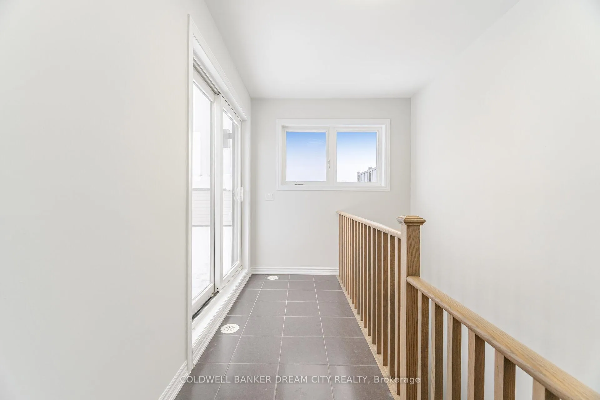 Photo 34 of 40 Herman Gilroy Lane, Markham, Angus Glen — HOMEH