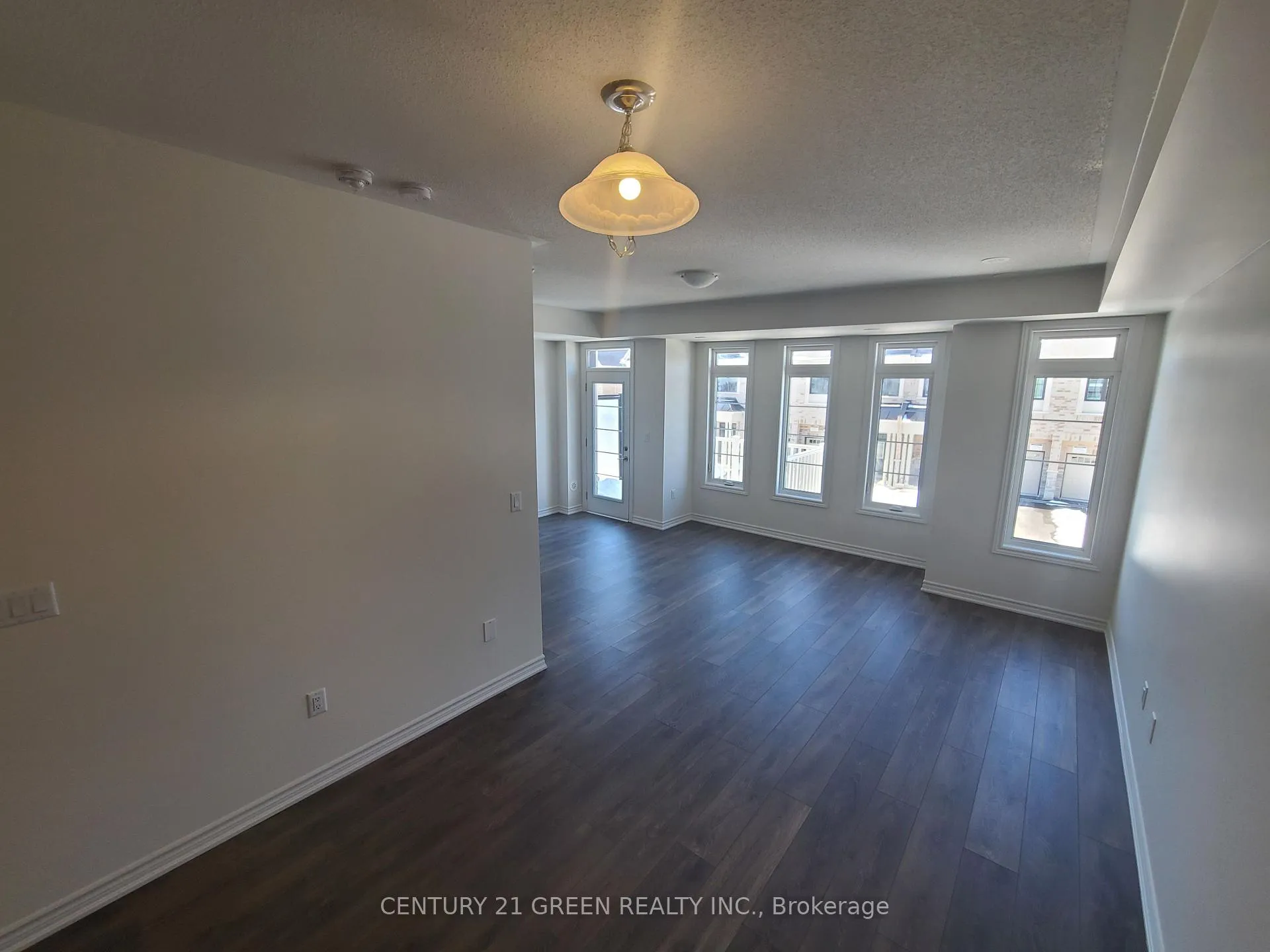 Photo 37 of 382 Twinflower Place, Milton, Walker — HOMEH