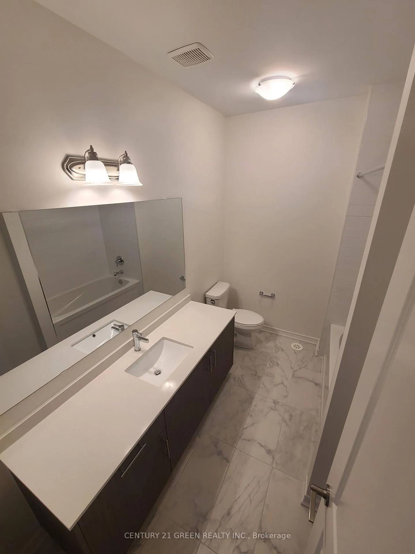 Photo 111 of 382 Twinflower Place, Milton, Walker — HOMEH