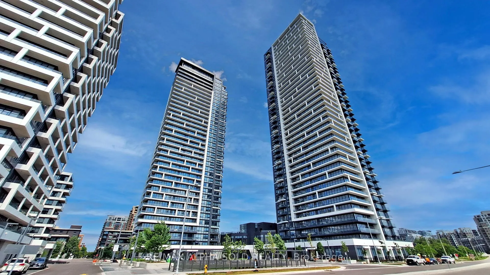 Photo 1 of Unit 2907, 8 Water Walk Drive, Markham, Unionville — HOMEH