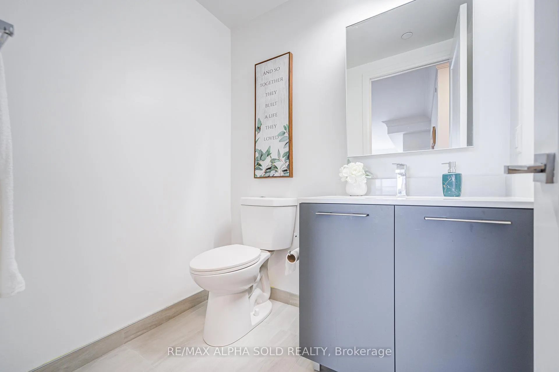 Photo 8 of Unit 2907, 8 Water Walk Drive, Markham, Unionville — HOMEH