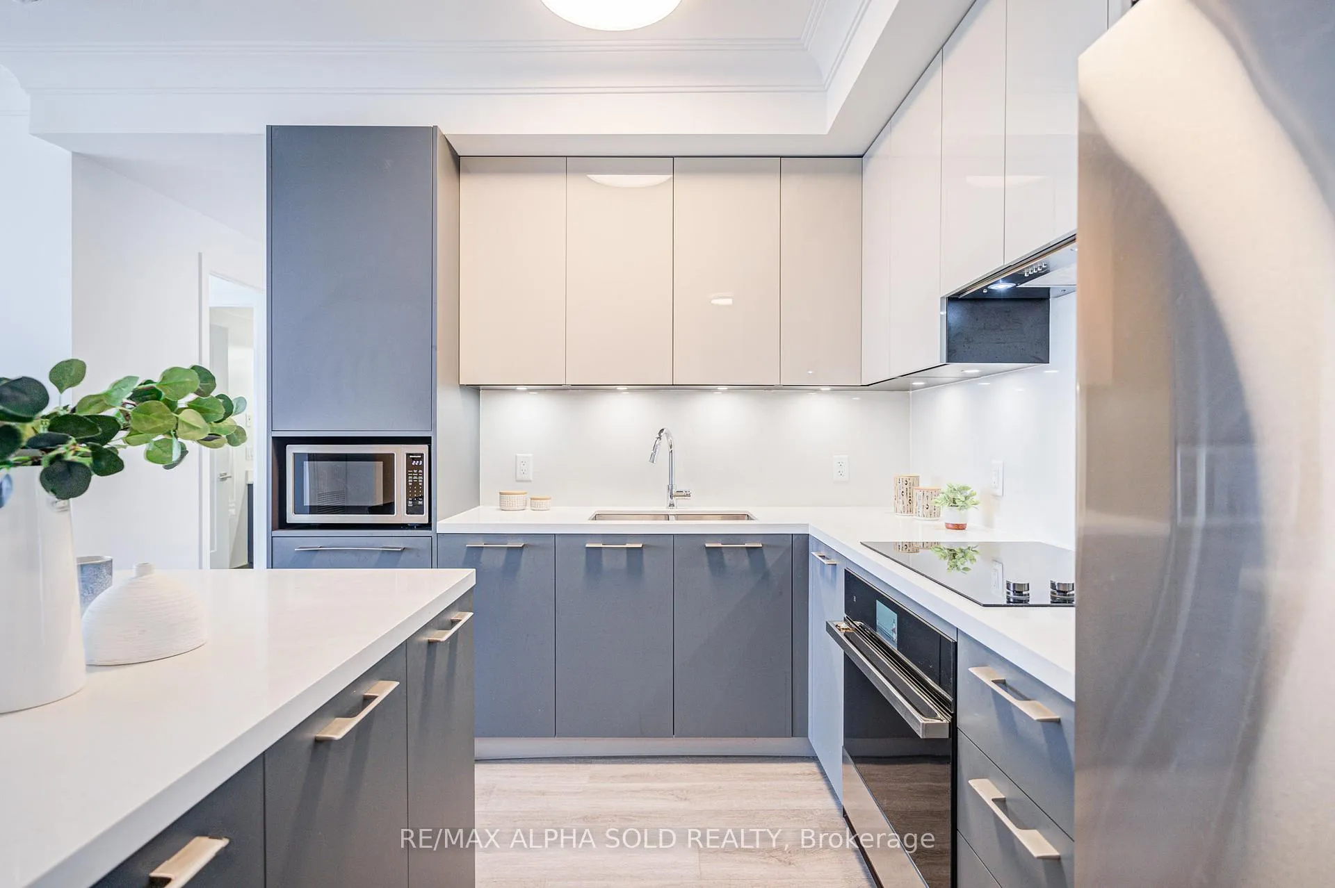 Photo 11 of Unit 2907, 8 Water Walk Drive, Markham, Unionville — HOMEH