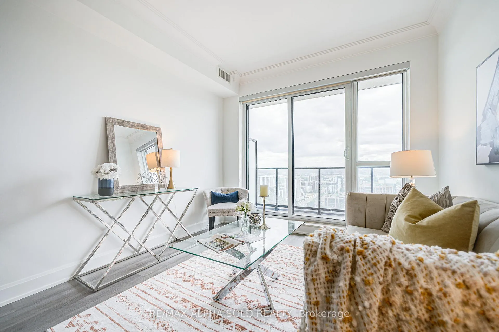 Photo 19 of Unit 2907, 8 Water Walk Drive, Markham, Unionville — HOMEH