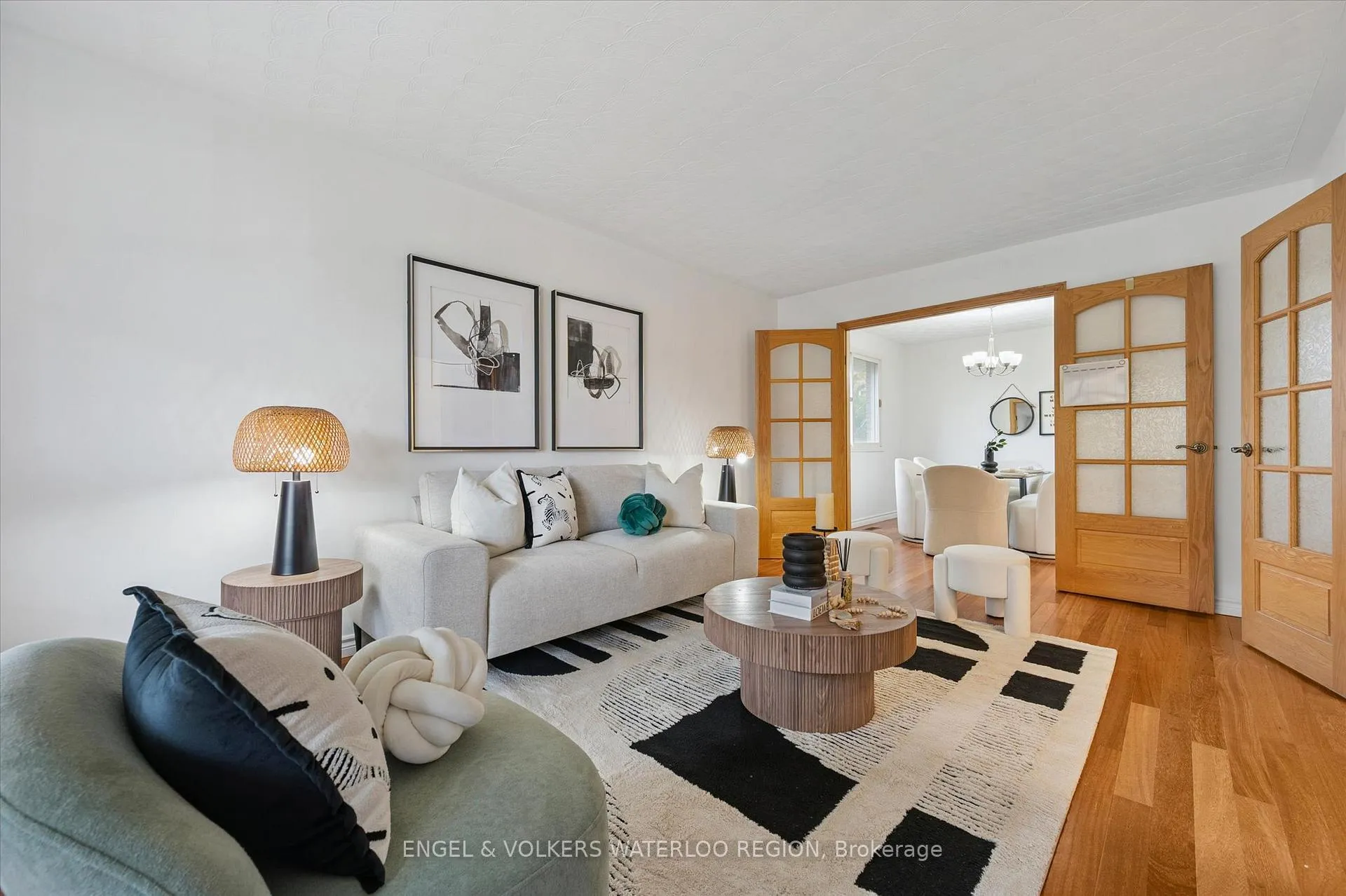 Photo 9 of 131 Woodbend Crescent, Waterloo — HOMEH