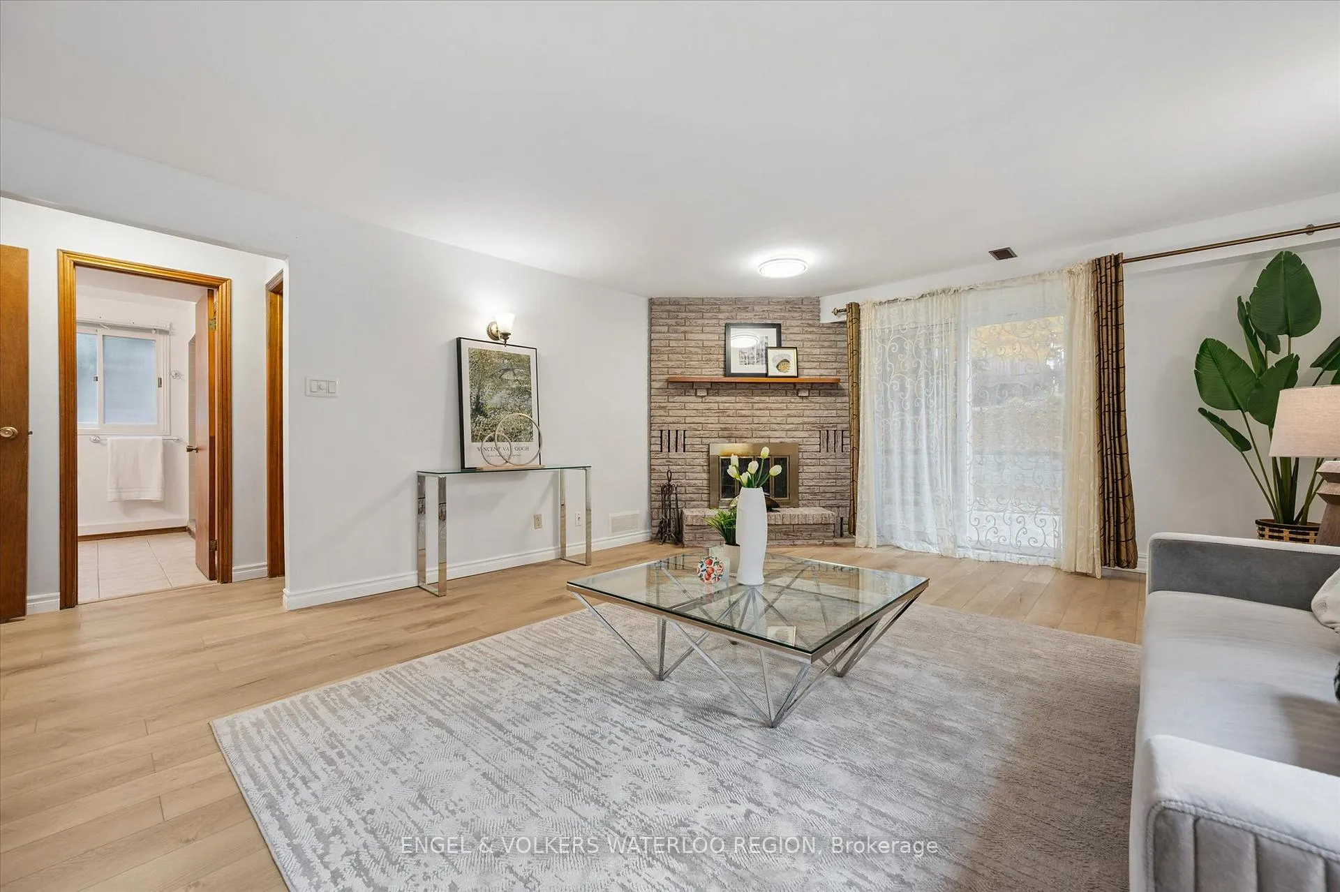 Photo 30 of 131 Woodbend Crescent, Waterloo — HOMEH