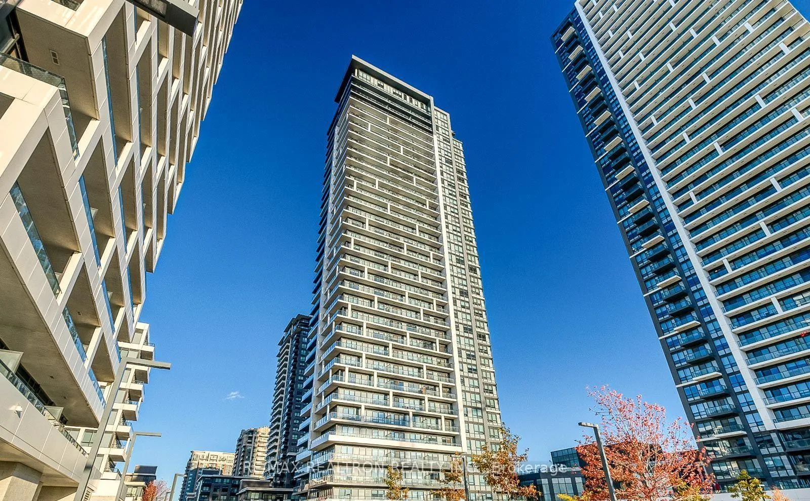 Photo 1 of Unit 2608, 18 Water Walk Drive, Markham, Unionville — HOMEH