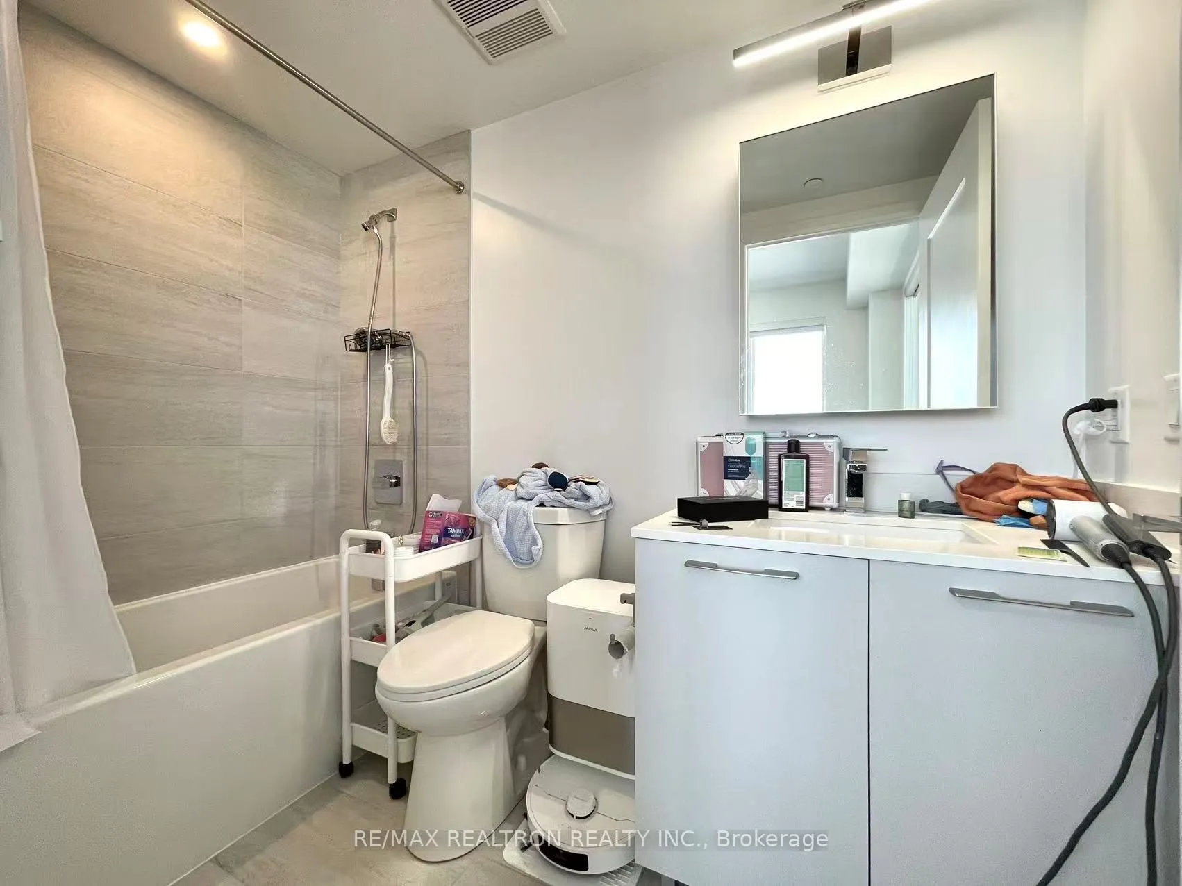 Photo 8 of Unit 2608, 18 Water Walk Drive, Markham, Unionville — HOMEH