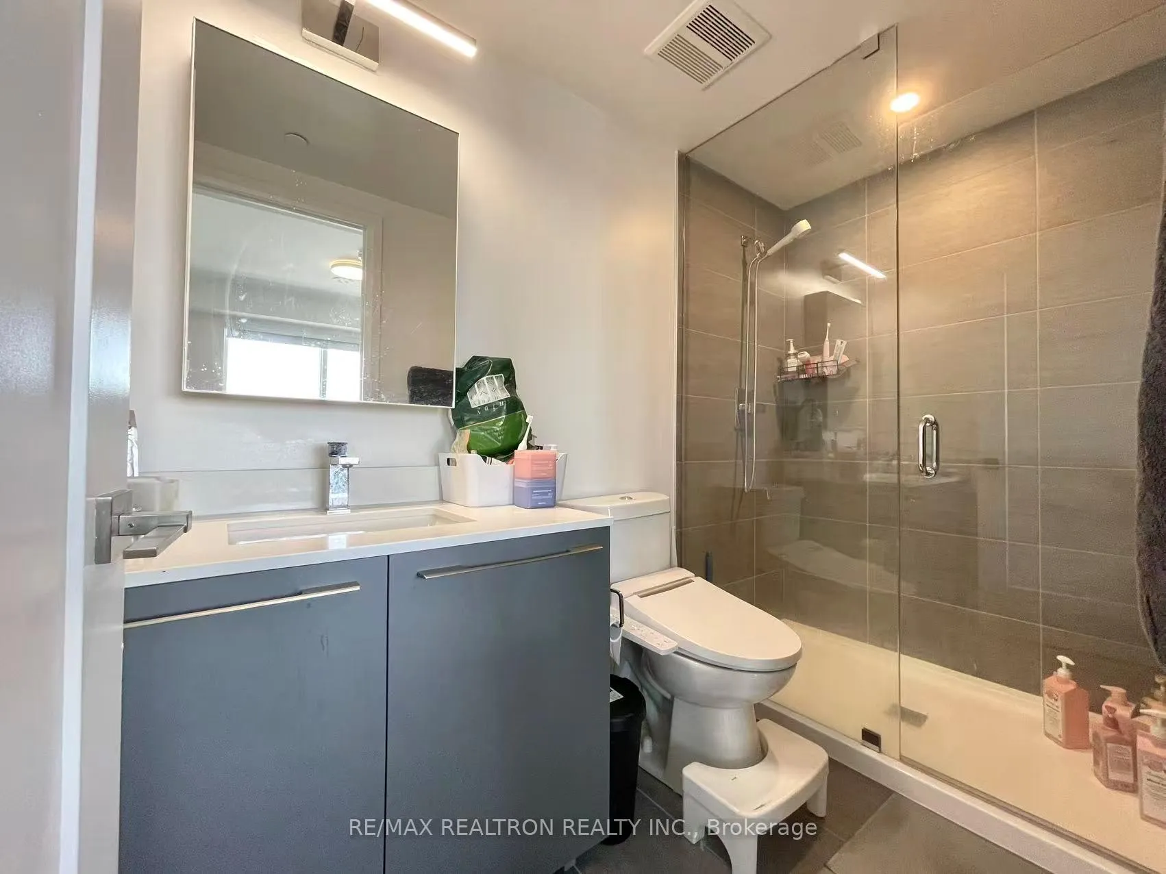 Photo 10 of Unit 2608, 18 Water Walk Drive, Markham, Unionville — HOMEH