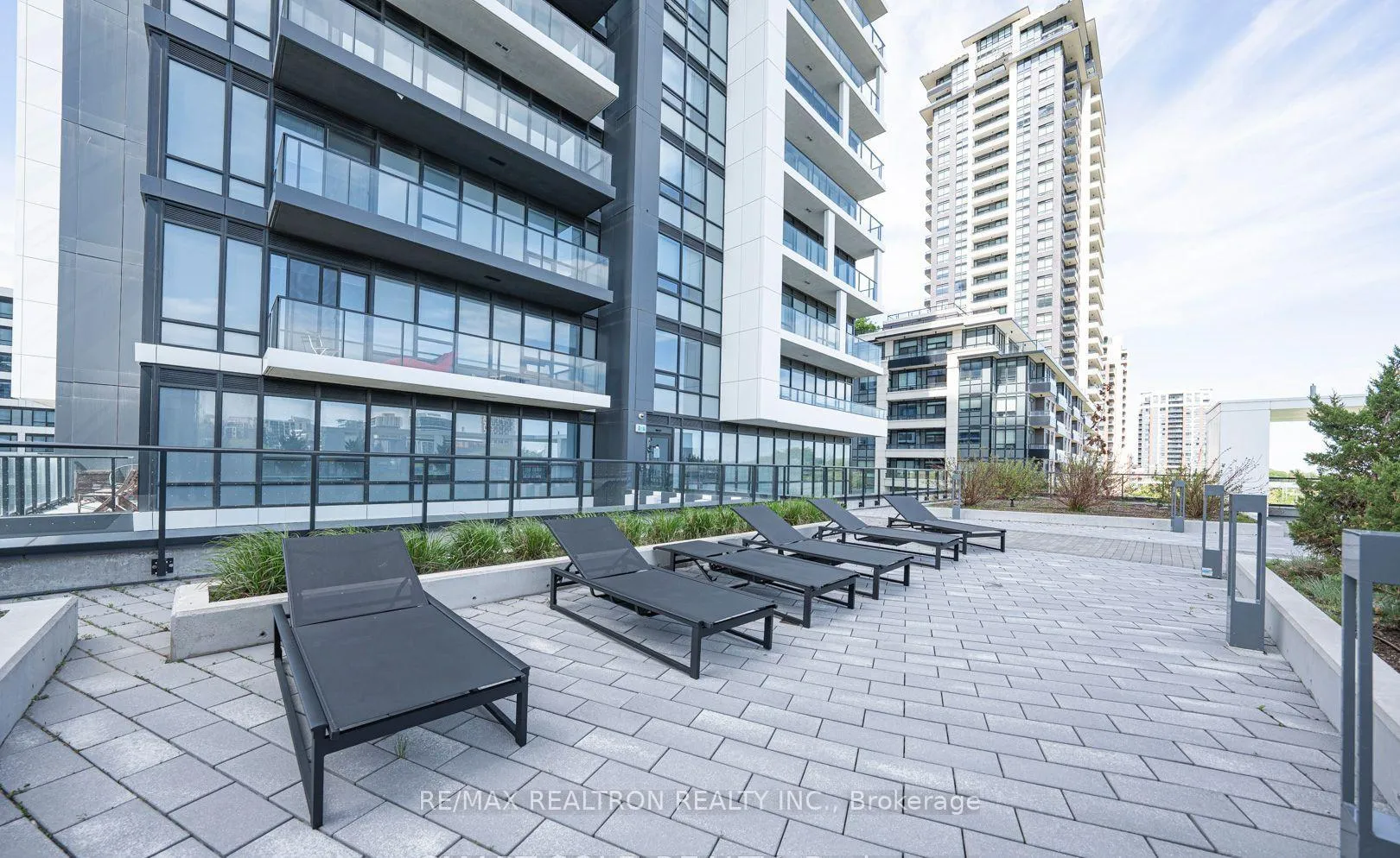 Photo 16 of Unit 2608, 18 Water Walk Drive, Markham, Unionville — HOMEH