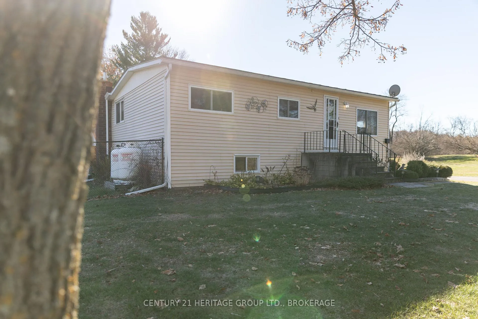 Photo 5 of 3089 Campbell Road, Frontenac, Frontenac South — HOMEH