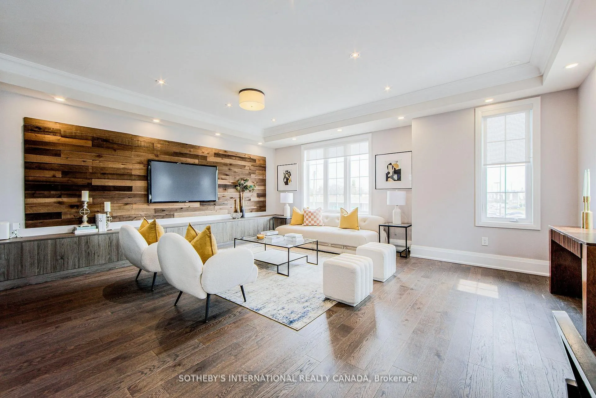 Photo 3 of 21 Sir Frederick Banting Way, Markham, Unionville — HOMEH
