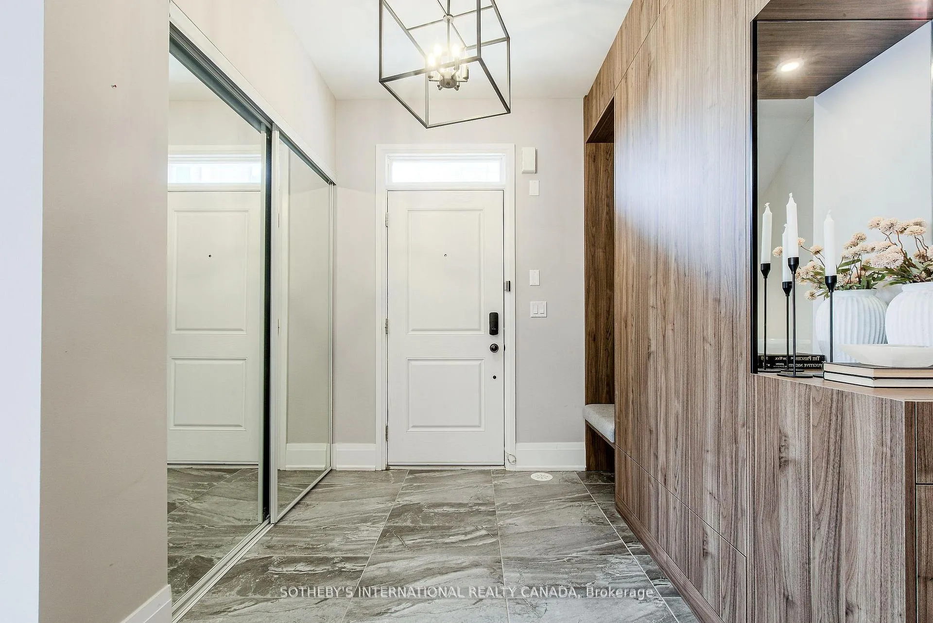 Photo 8 of 21 Sir Frederick Banting Way, Markham, Unionville — HOMEH