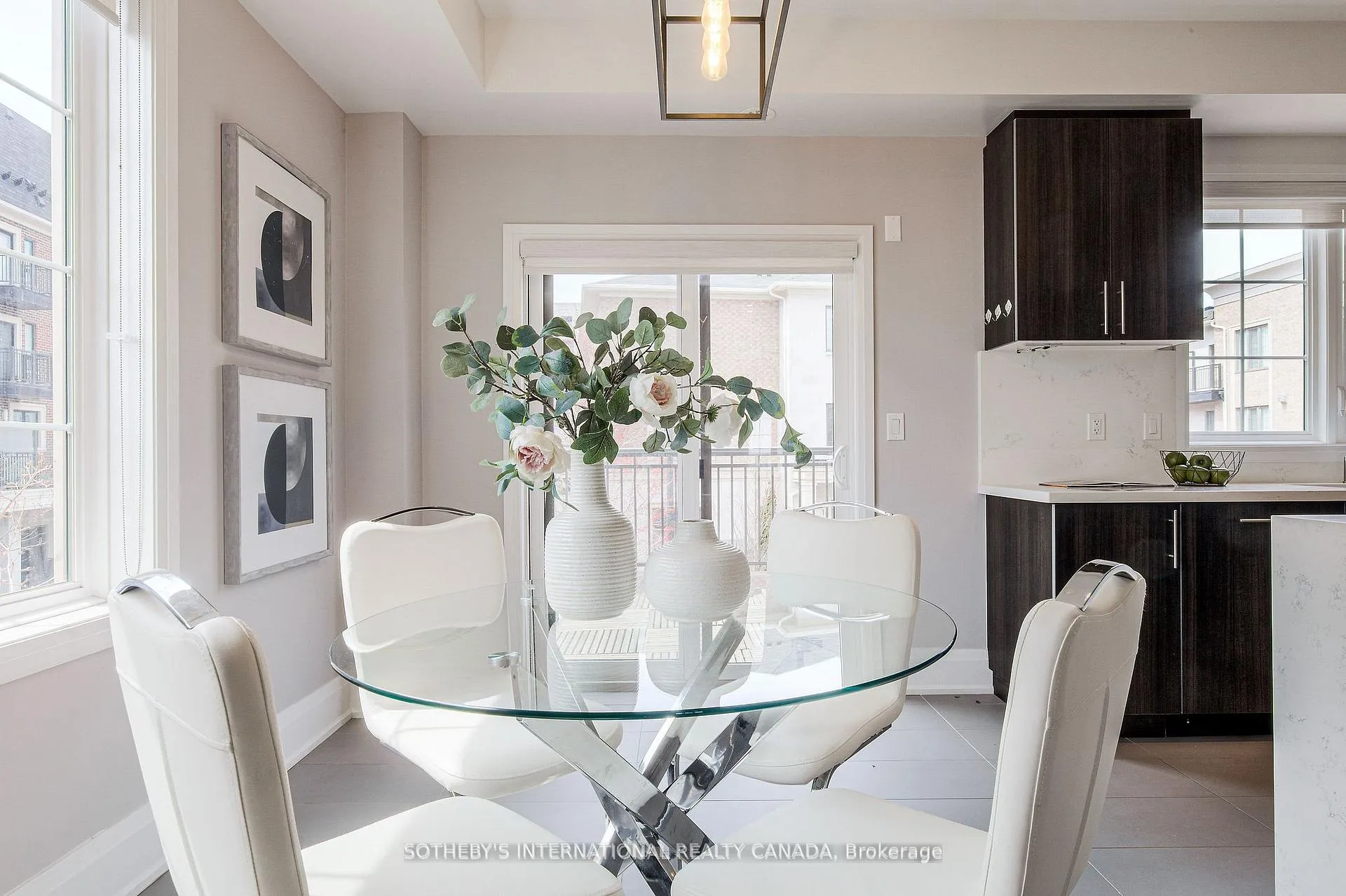 Photo 13 of 21 Sir Frederick Banting Way, Markham, Unionville — HOMEH
