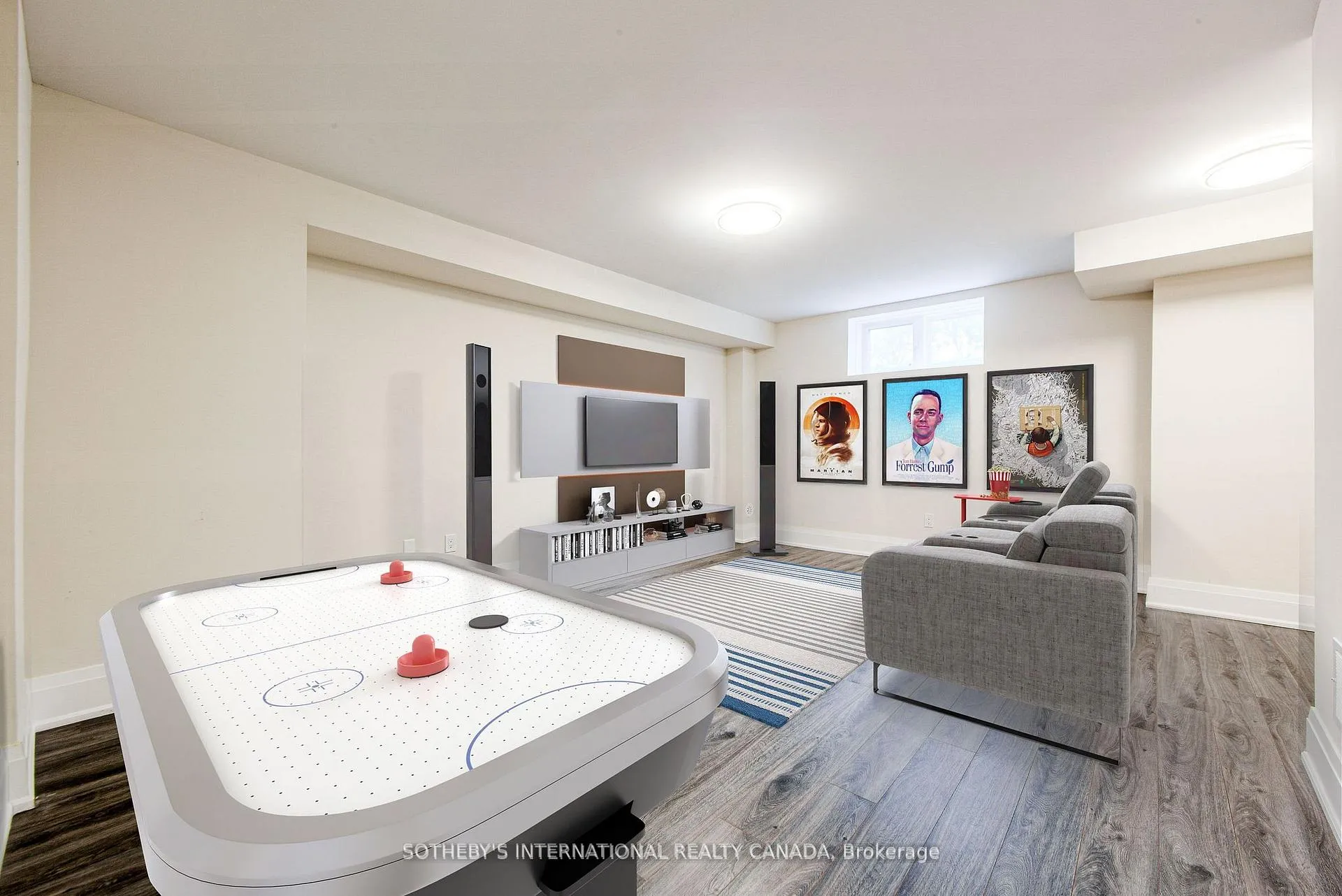 Photo 23 of 21 Sir Frederick Banting Way, Markham, Unionville — HOMEH