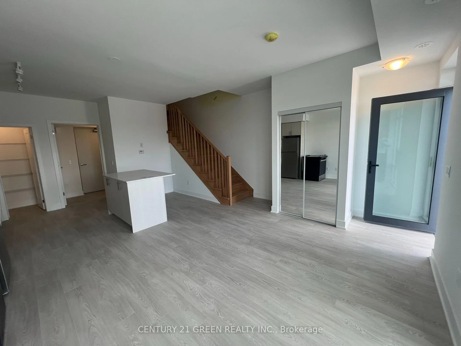 Photo 4 of Unit TH15, 44 Alpine Symphony Path, Oshawa, Windfields — HOMEH