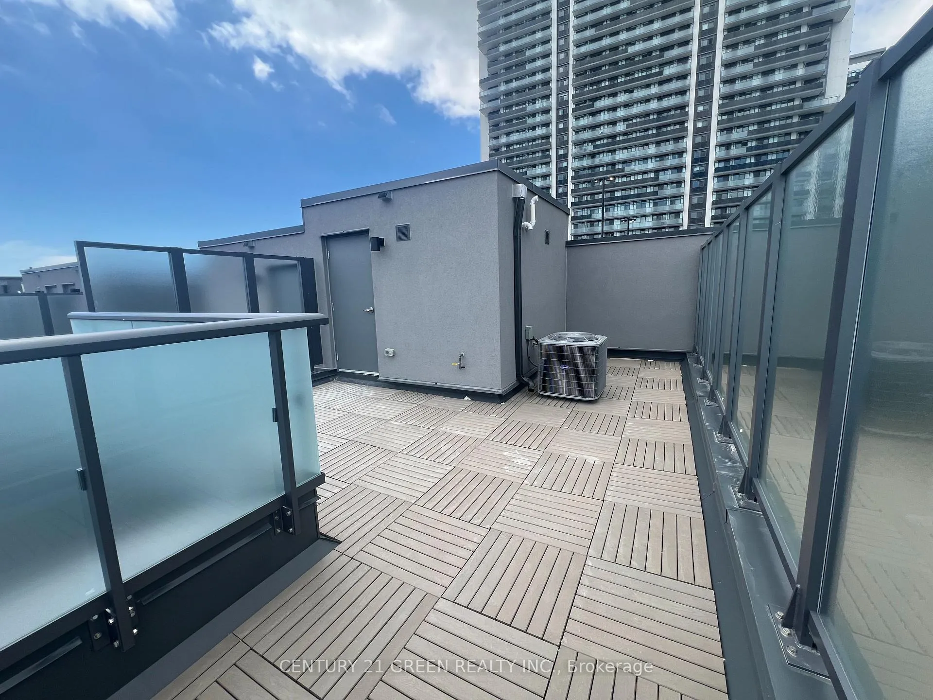 Photo 13 of Unit TH15, 44 Alpine Symphony Path, Oshawa, Windfields — HOMEH