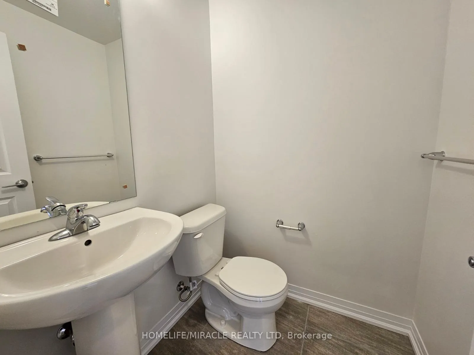 Photo 10 of Unit 808, 2635 William Jackson Drive, Pickering, Duffin Heights — HOMEH