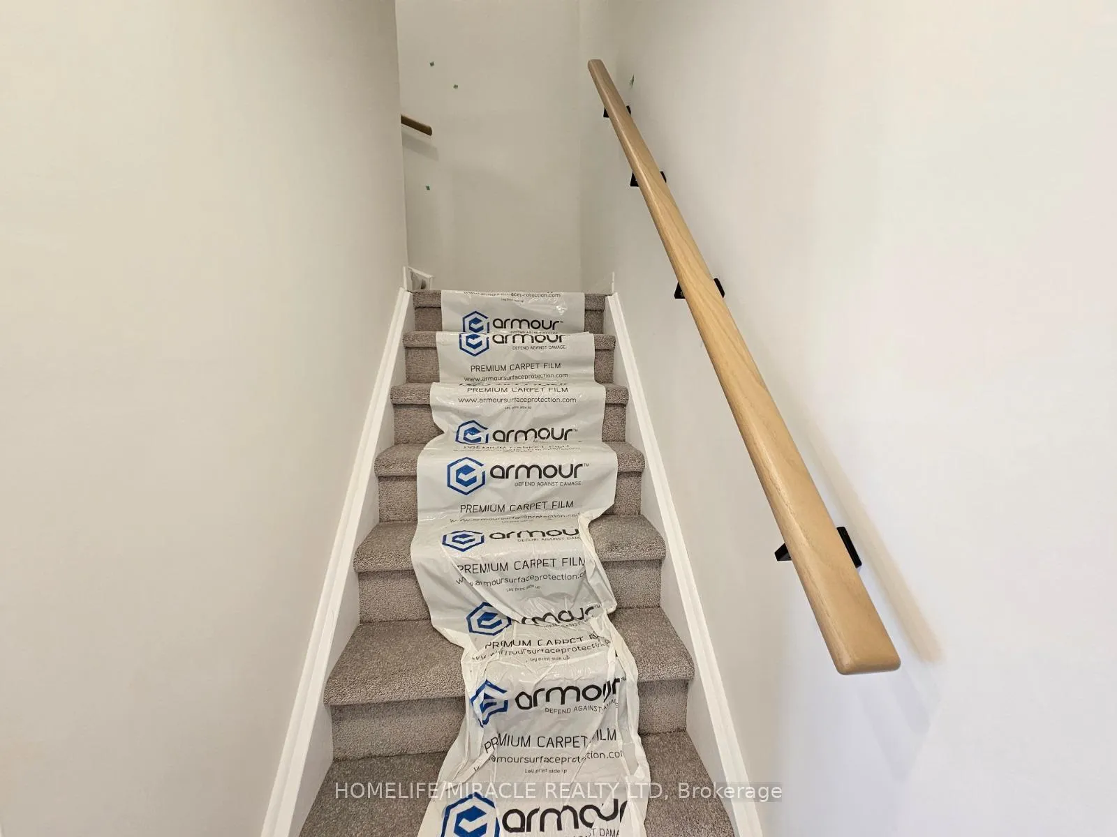 Photo 11 of Unit 808, 2635 William Jackson Drive, Pickering, Duffin Heights — HOMEH