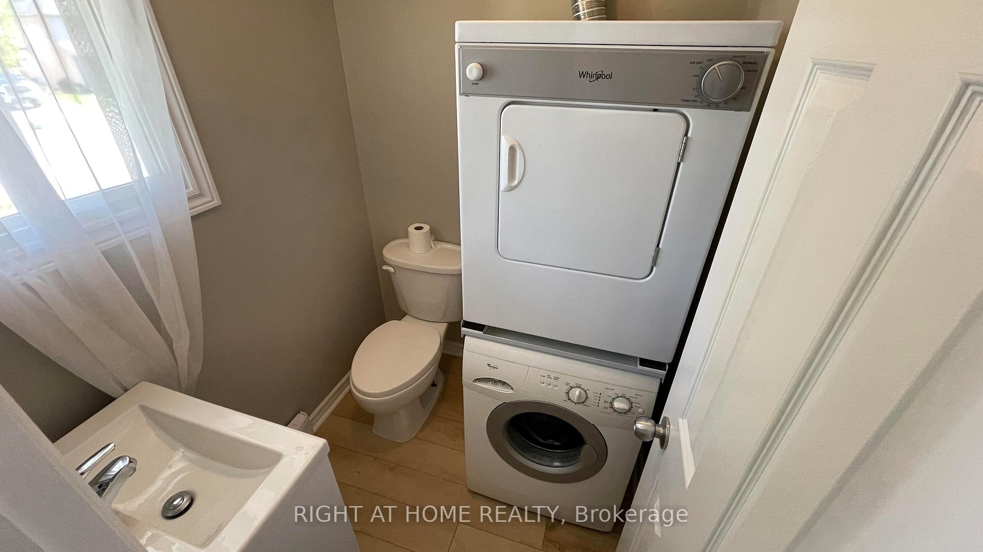 Photo 3 of 28 Golfdale Road, Barrie, Sunnidale — HOMEH