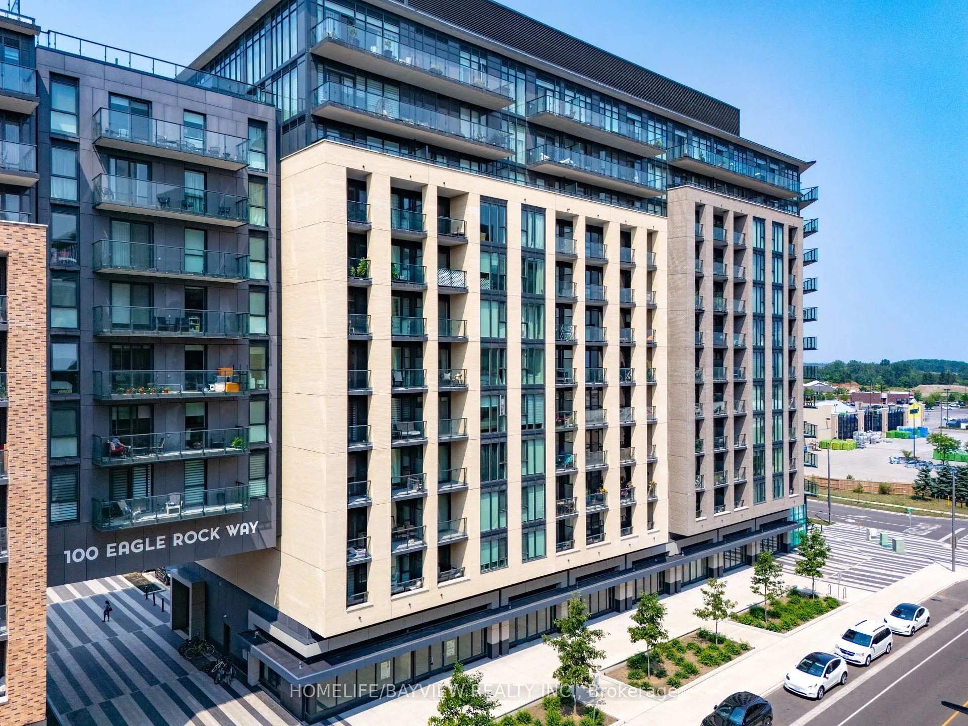 Photo 2 of Unit 821, 100 Eagle Rock Way, Vaughan, Maple — HOMEH