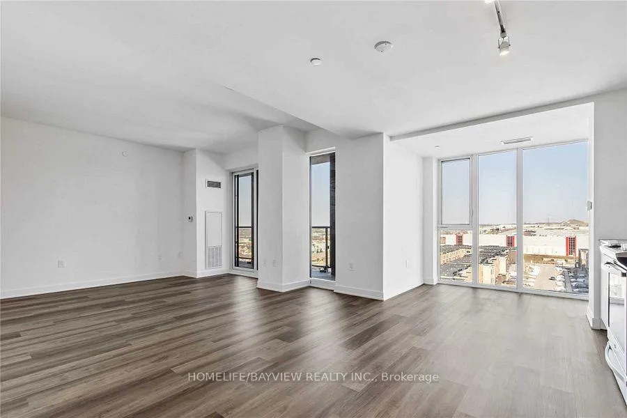 Photo 13 of Unit 821, 100 Eagle Rock Way, Vaughan, Maple — HOMEH