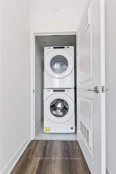 Photo 22 of Unit 821, 100 Eagle Rock Way, Vaughan, Maple — HOMEH
