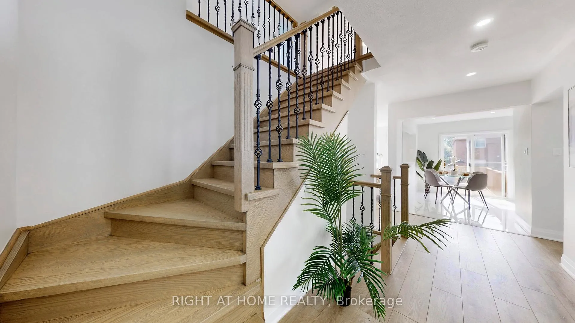 Photo 17 of 55 Tilley Road, Clarington, Bowmanville — HOMEH