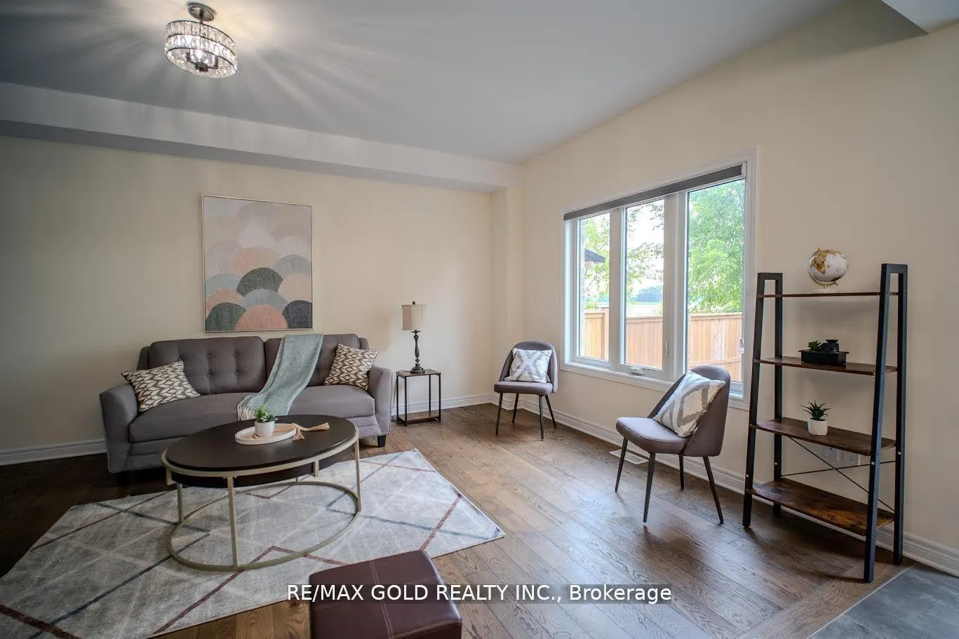 Photo 11 of 7395 Sherrilee Crescent, Niagara Falls, Brown — HOMEH
