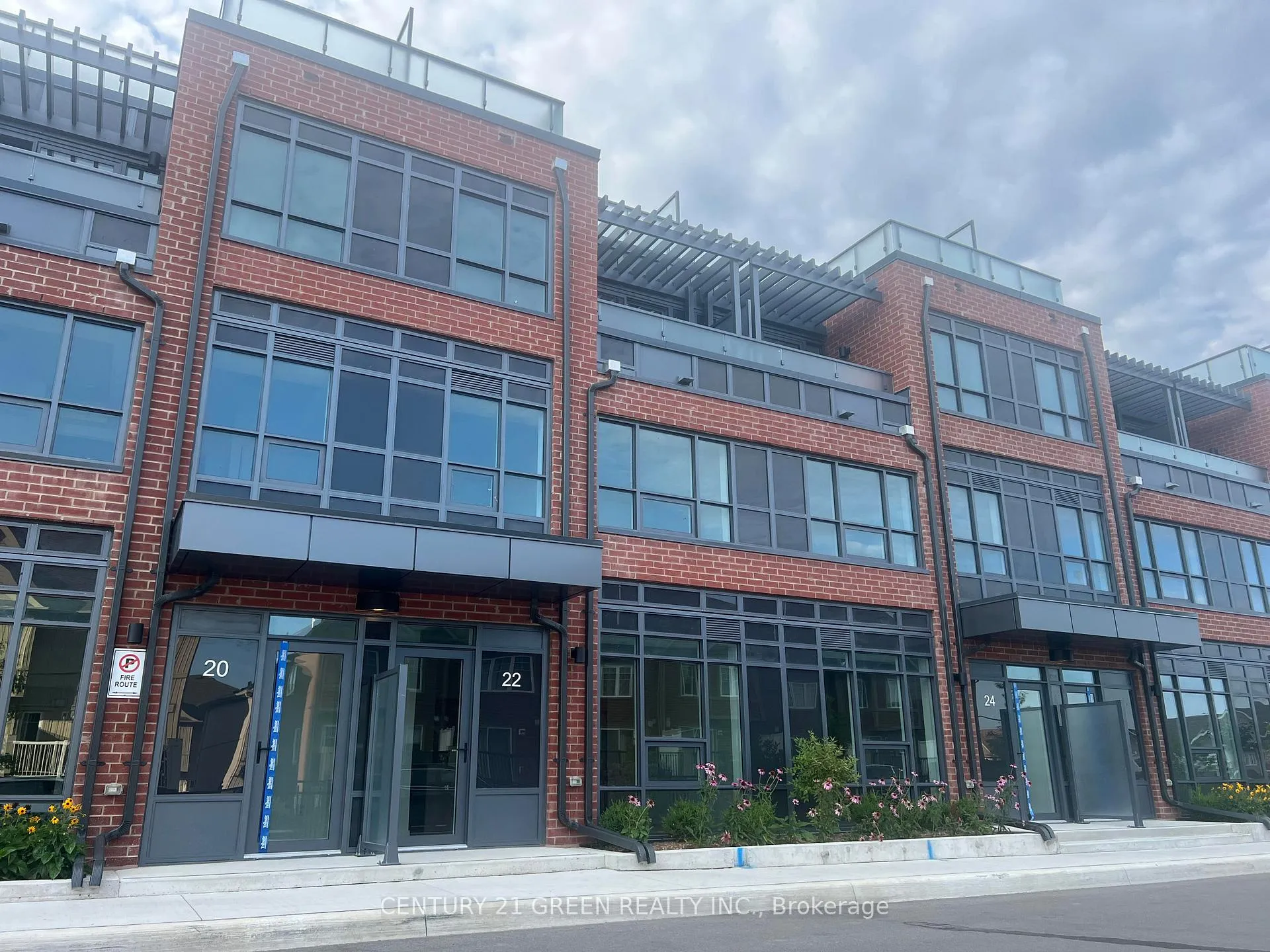 Photo 2 of Unit TH3, 20 Alpine Symphony Path, Oshawa, Windfields — HOMEH