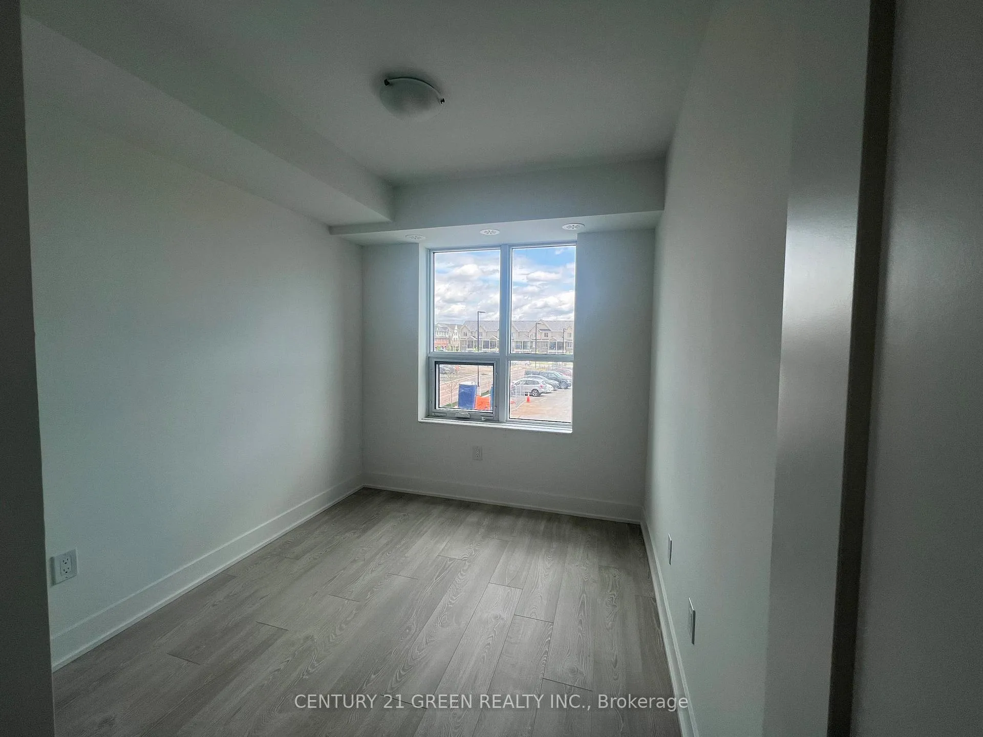 Photo 15 of Unit TH3, 20 Alpine Symphony Path, Oshawa, Windfields — HOMEH