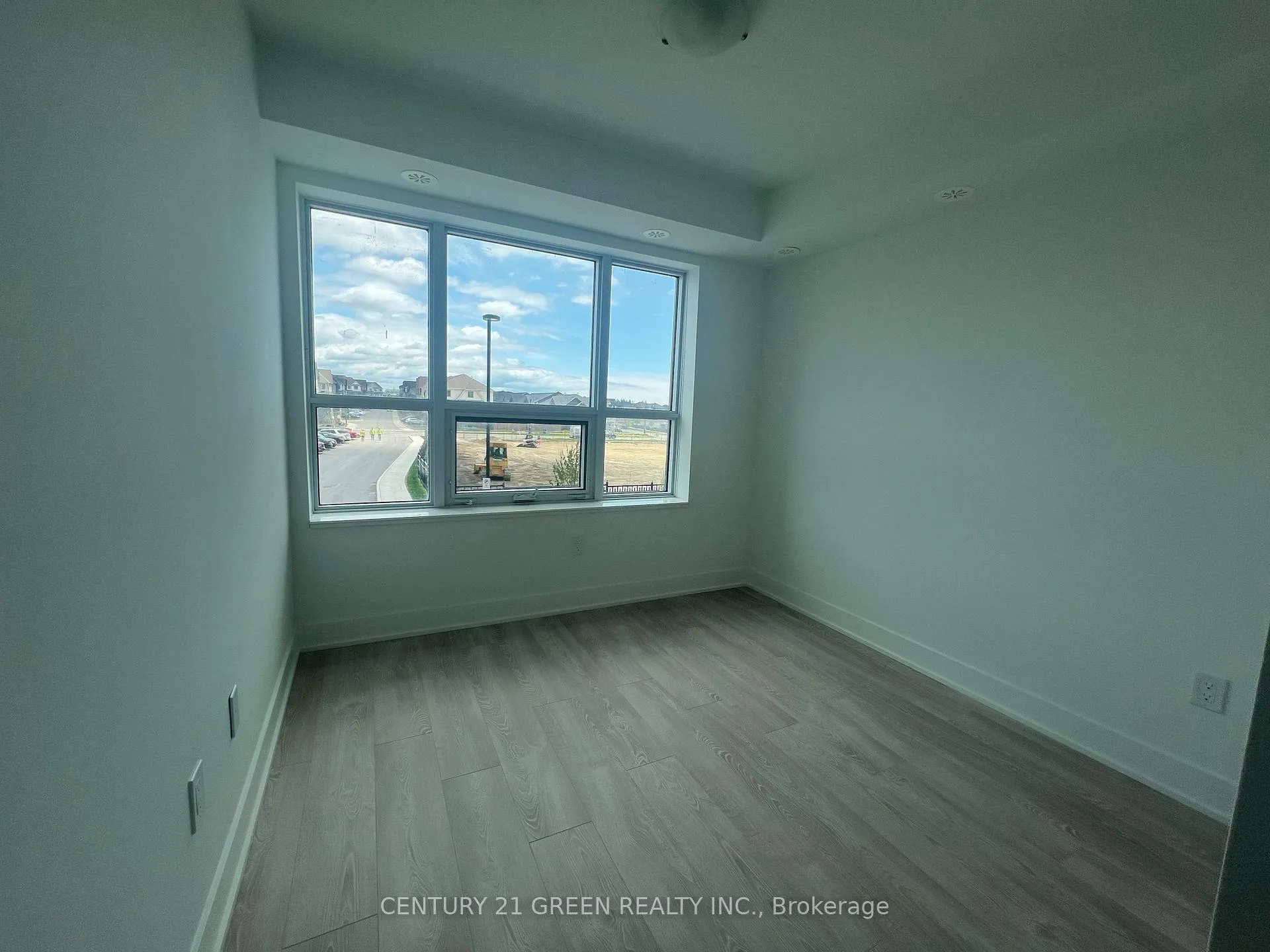 Photo 16 of Unit TH3, 20 Alpine Symphony Path, Oshawa, Windfields — HOMEH