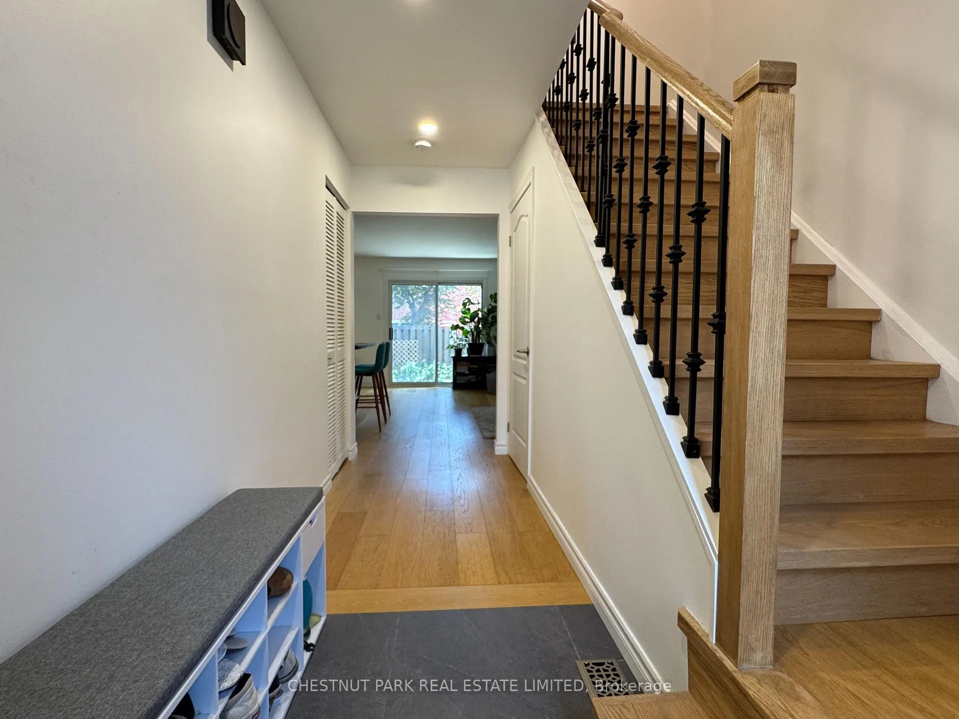 Photo 4 of 19 Norris Way, Markham, Aileen-Willowbrook — HOMEH