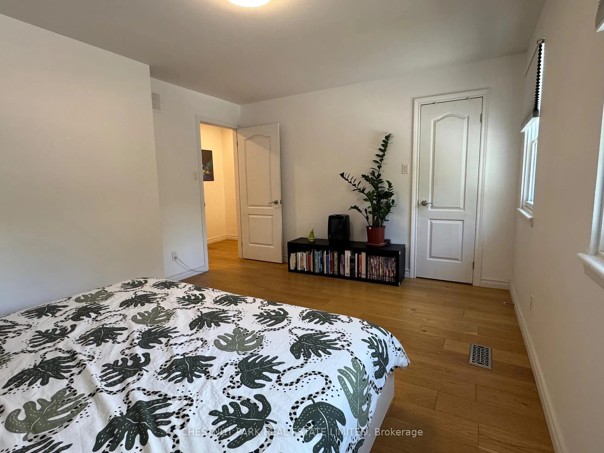 Photo 17 of 19 Norris Way, Markham, Aileen-Willowbrook — HOMEH