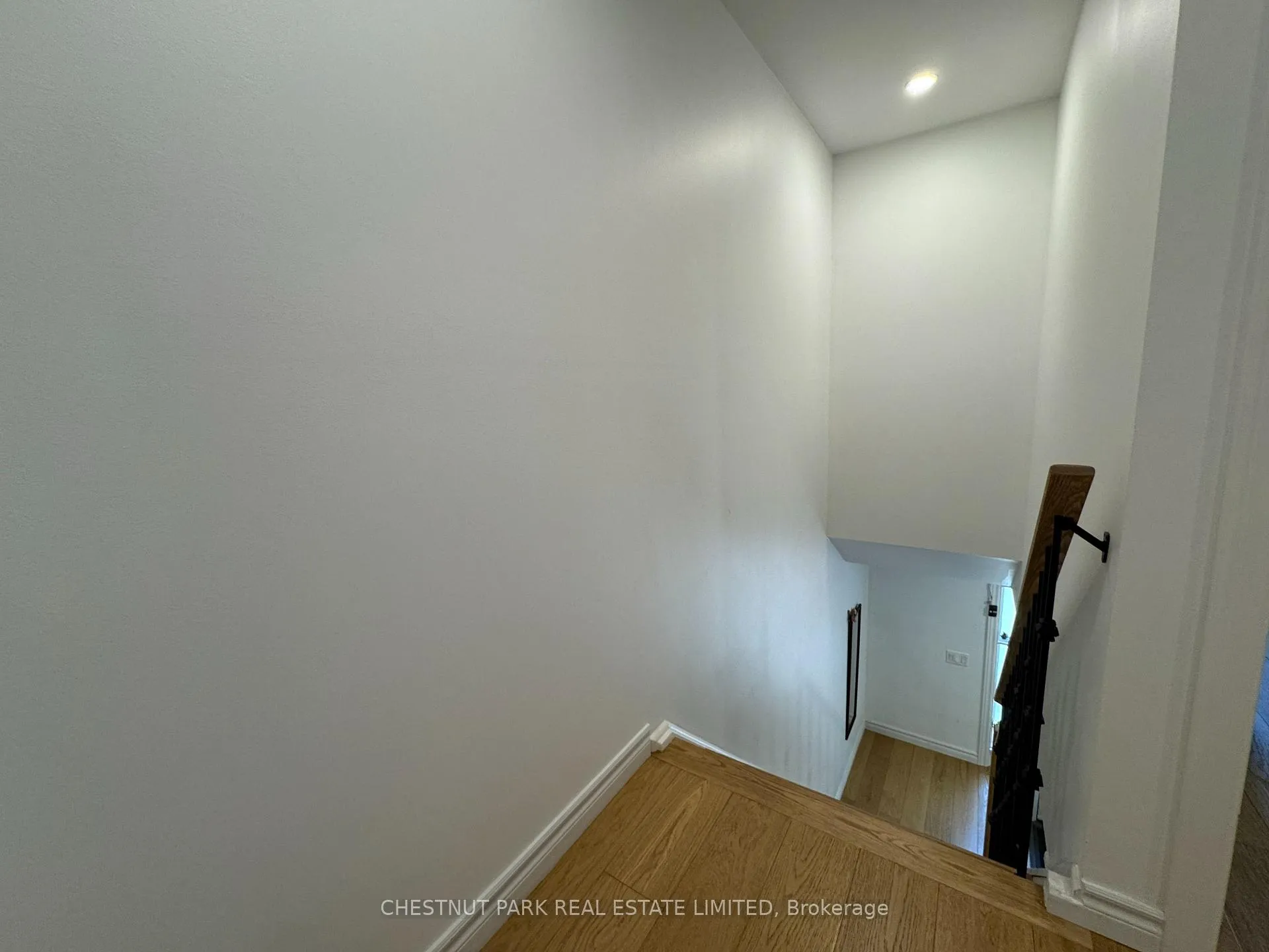 Photo 24 of 19 Norris Way, Markham, Aileen-Willowbrook — HOMEH