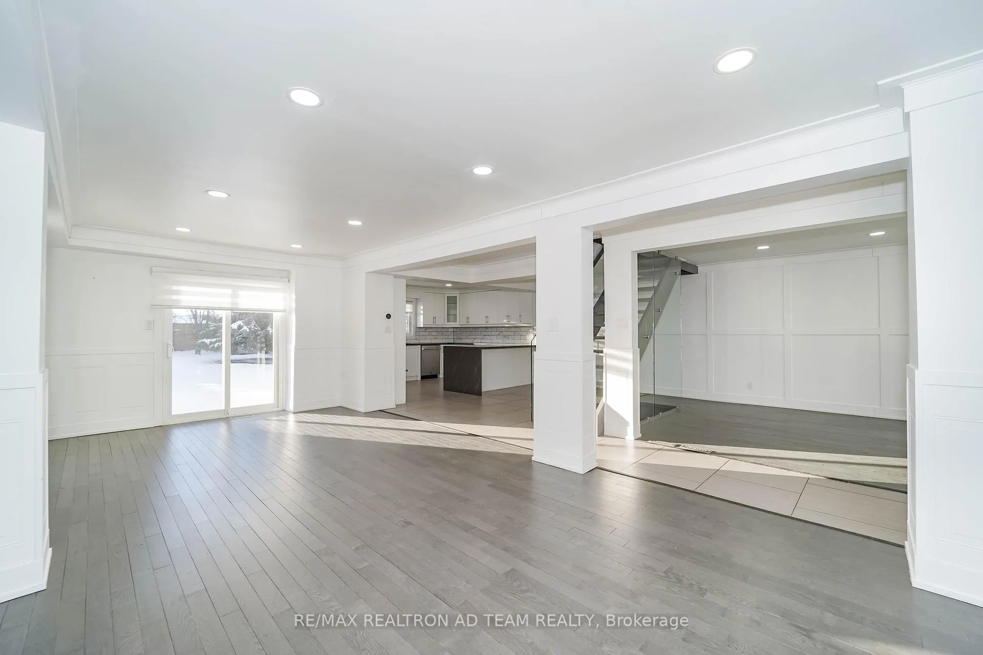 Photo 12 of 4 Gilmour Drive, Ajax, Central — HOMEH