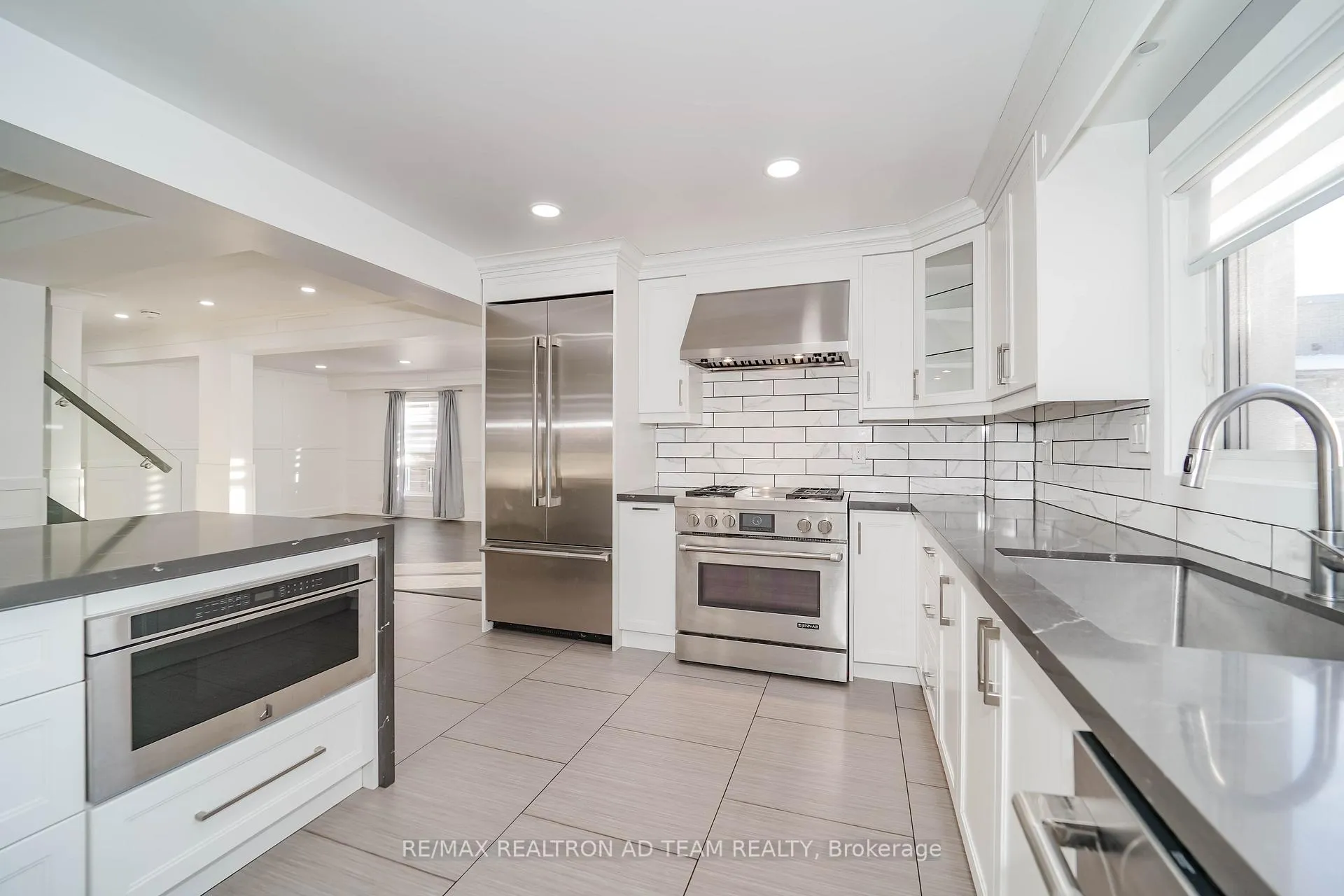 Photo 17 of 4 Gilmour Drive, Ajax, Central — HOMEH