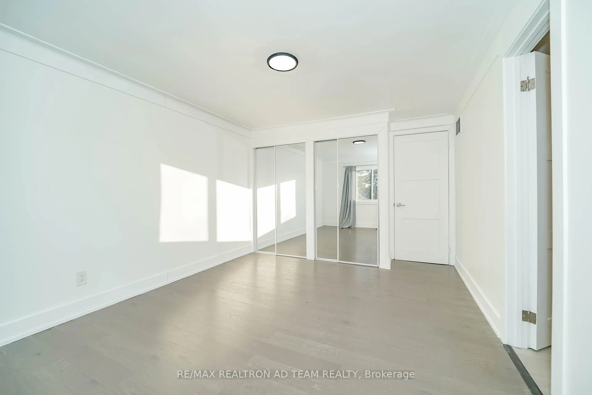 Photo 23 of 4 Gilmour Drive, Ajax, Central — HOMEH