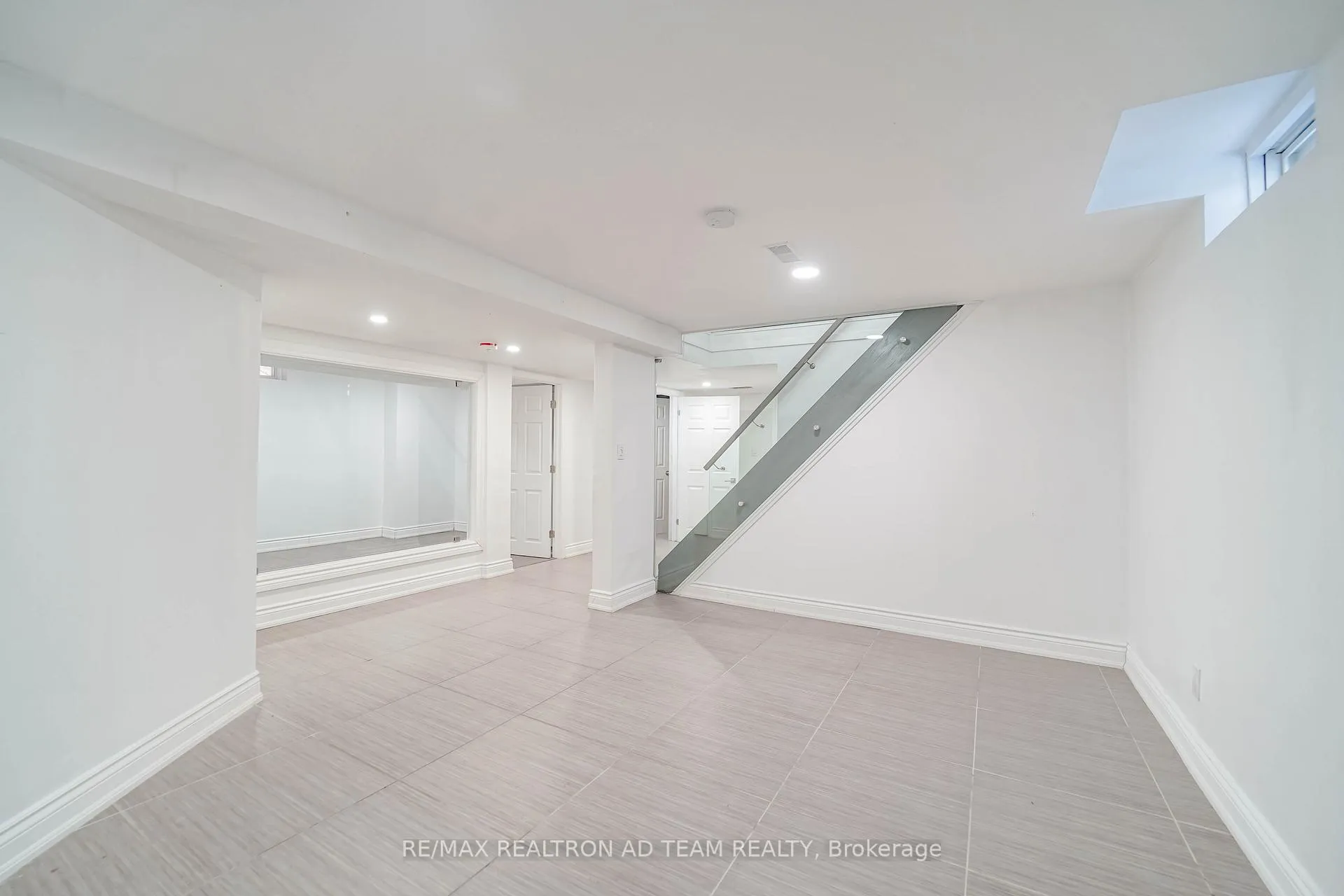 Photo 33 of 4 Gilmour Drive, Ajax, Central — HOMEH