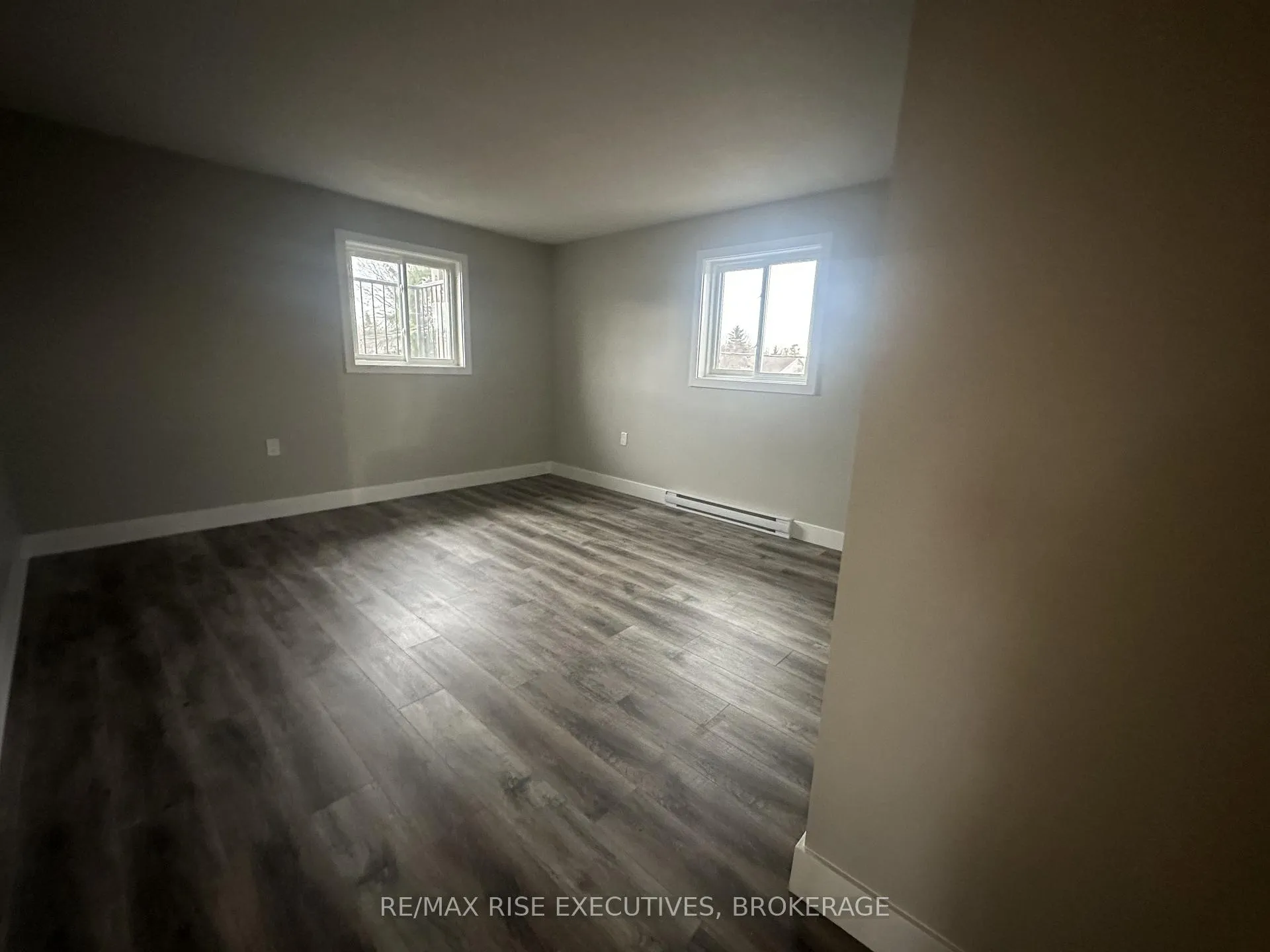 Photo 4 of Unit 1, 565 Emma Street, Gananoque — HOMEH