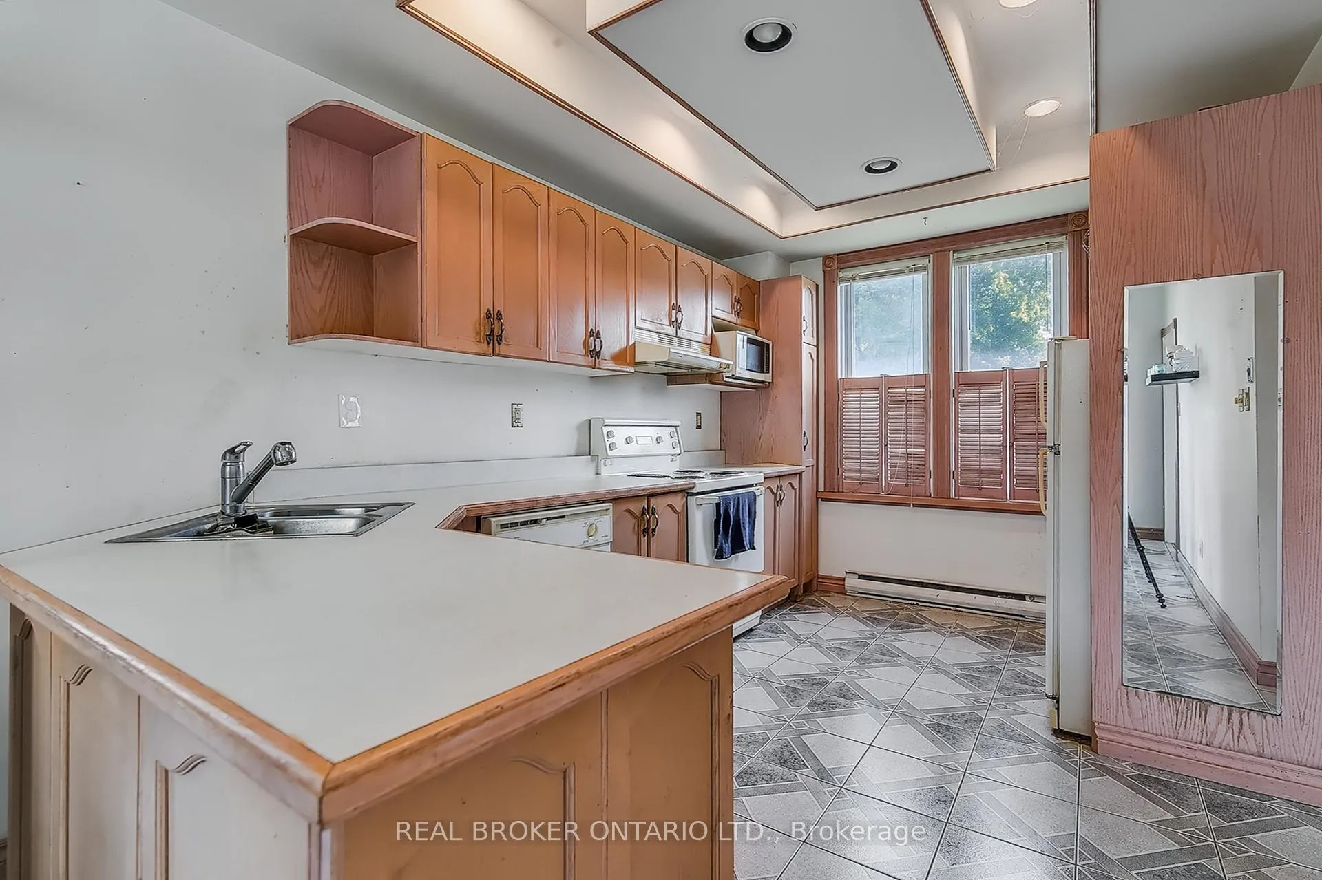 Photo 6 of 200 Lancaster Street, Kitchener — HOMEH
