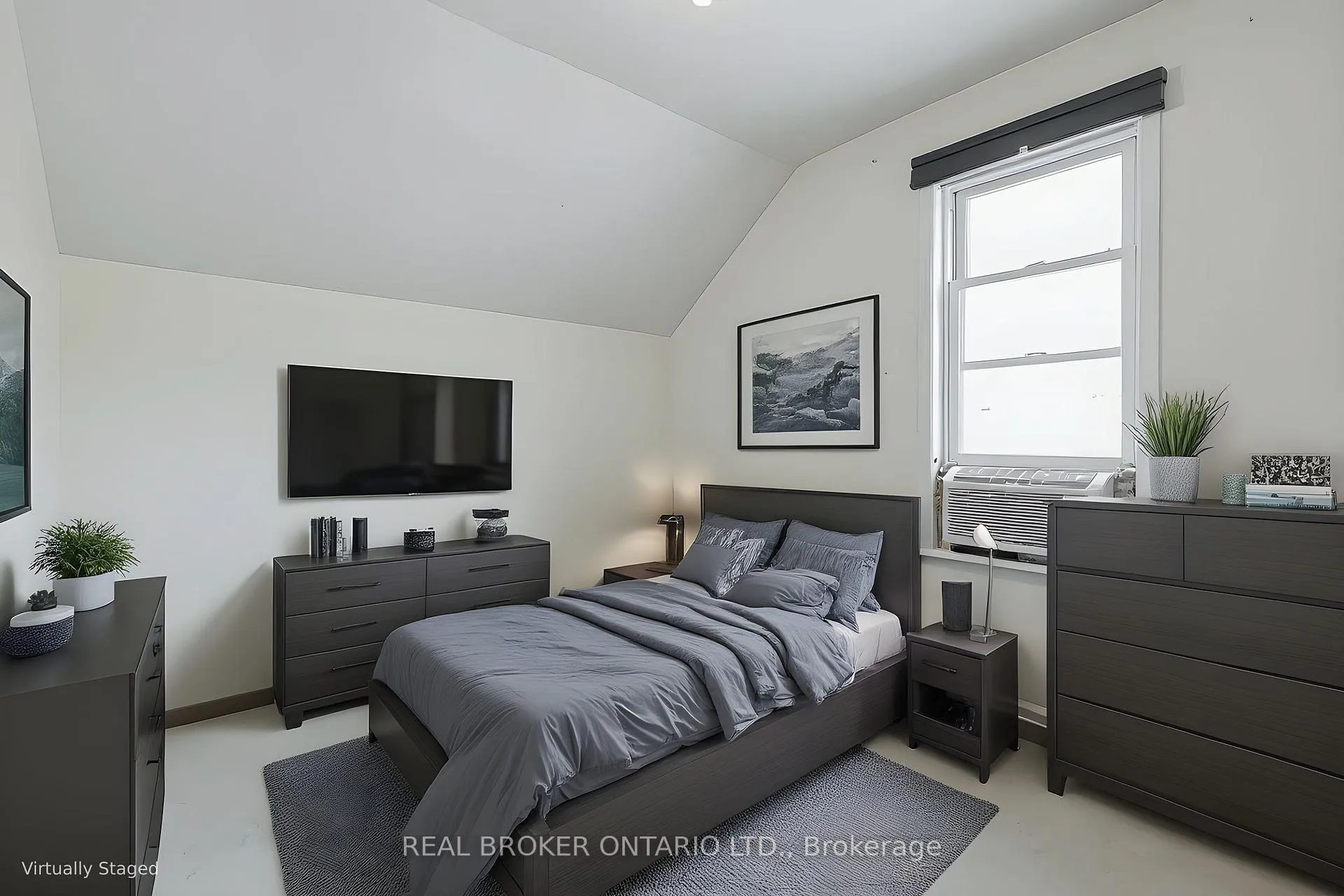 Photo 10 of 200 Lancaster Street, Kitchener — HOMEH