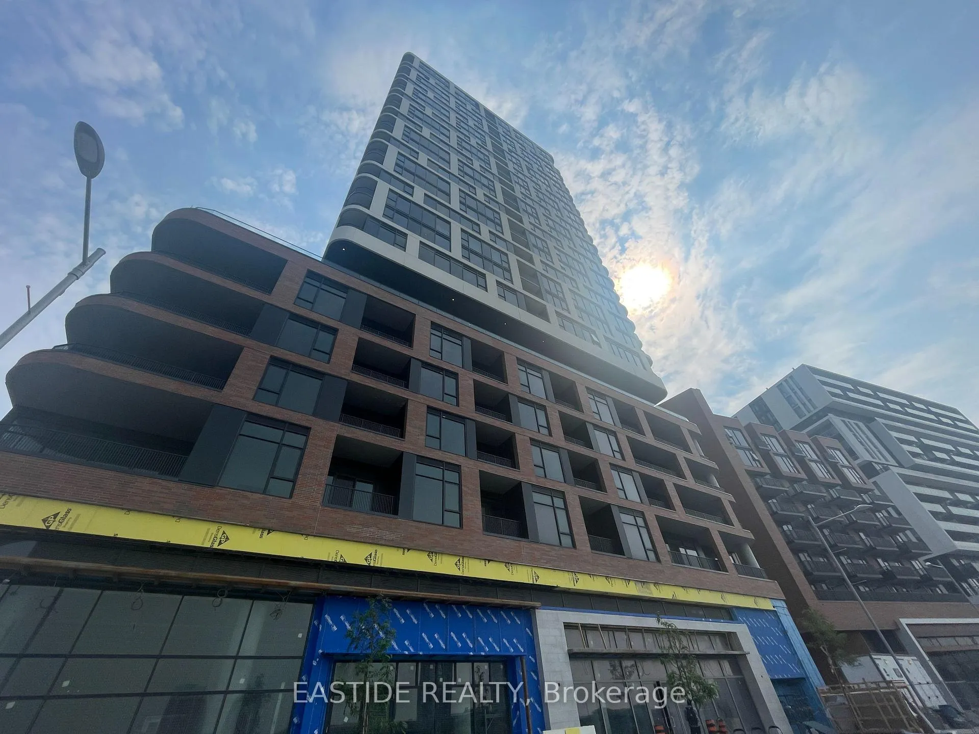 Photo 2 of Unit 2412, 56 Andre de Grasse Street, Markham, Unionville — HOMEH