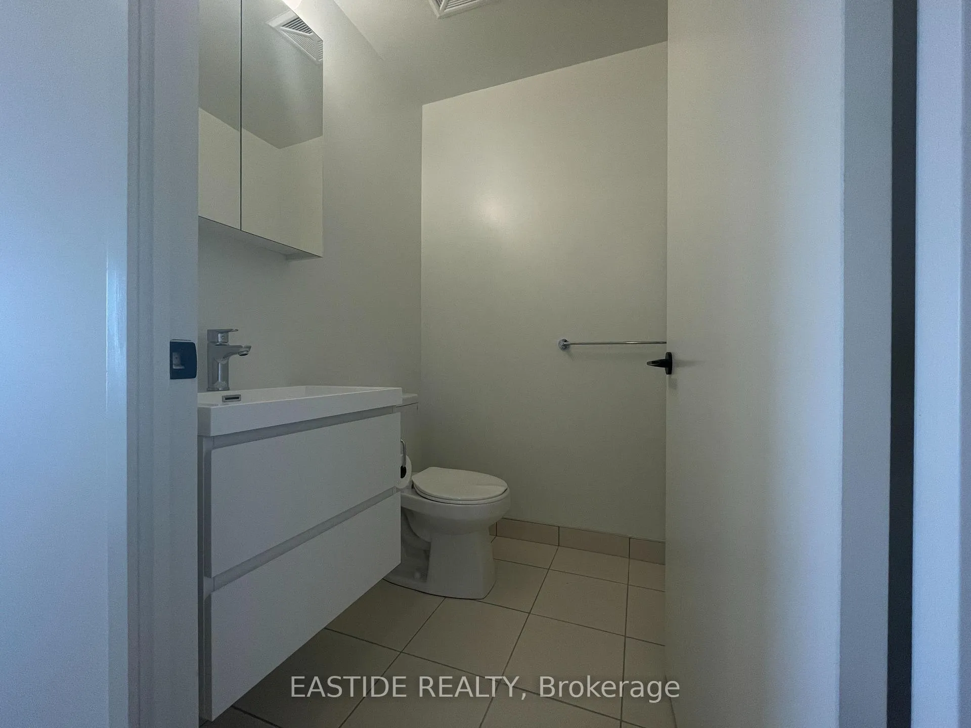 Photo 7 of Unit 2412, 56 Andre de Grasse Street, Markham, Unionville — HOMEH