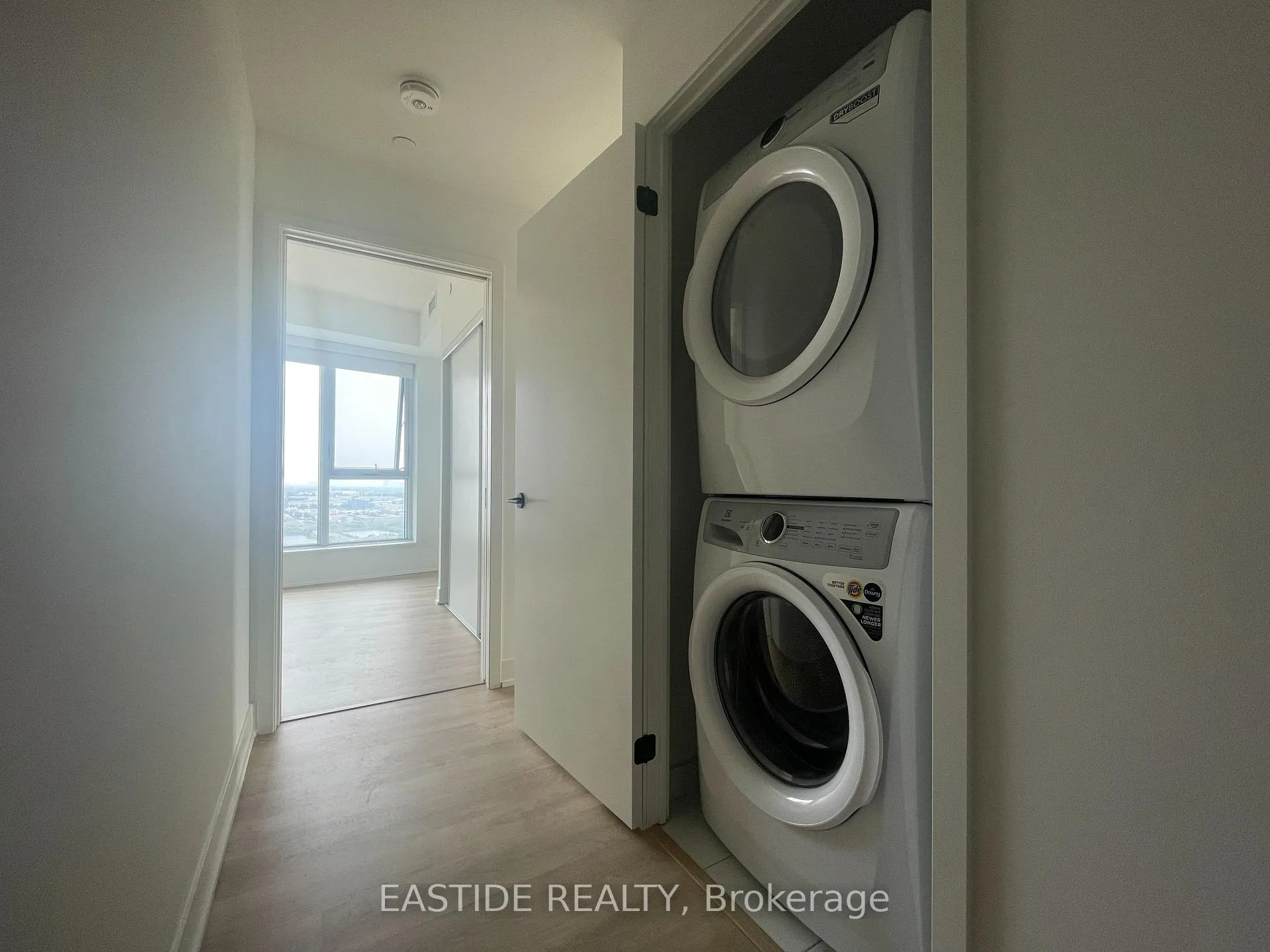 Photo 8 of Unit 2412, 56 Andre de Grasse Street, Markham, Unionville — HOMEH