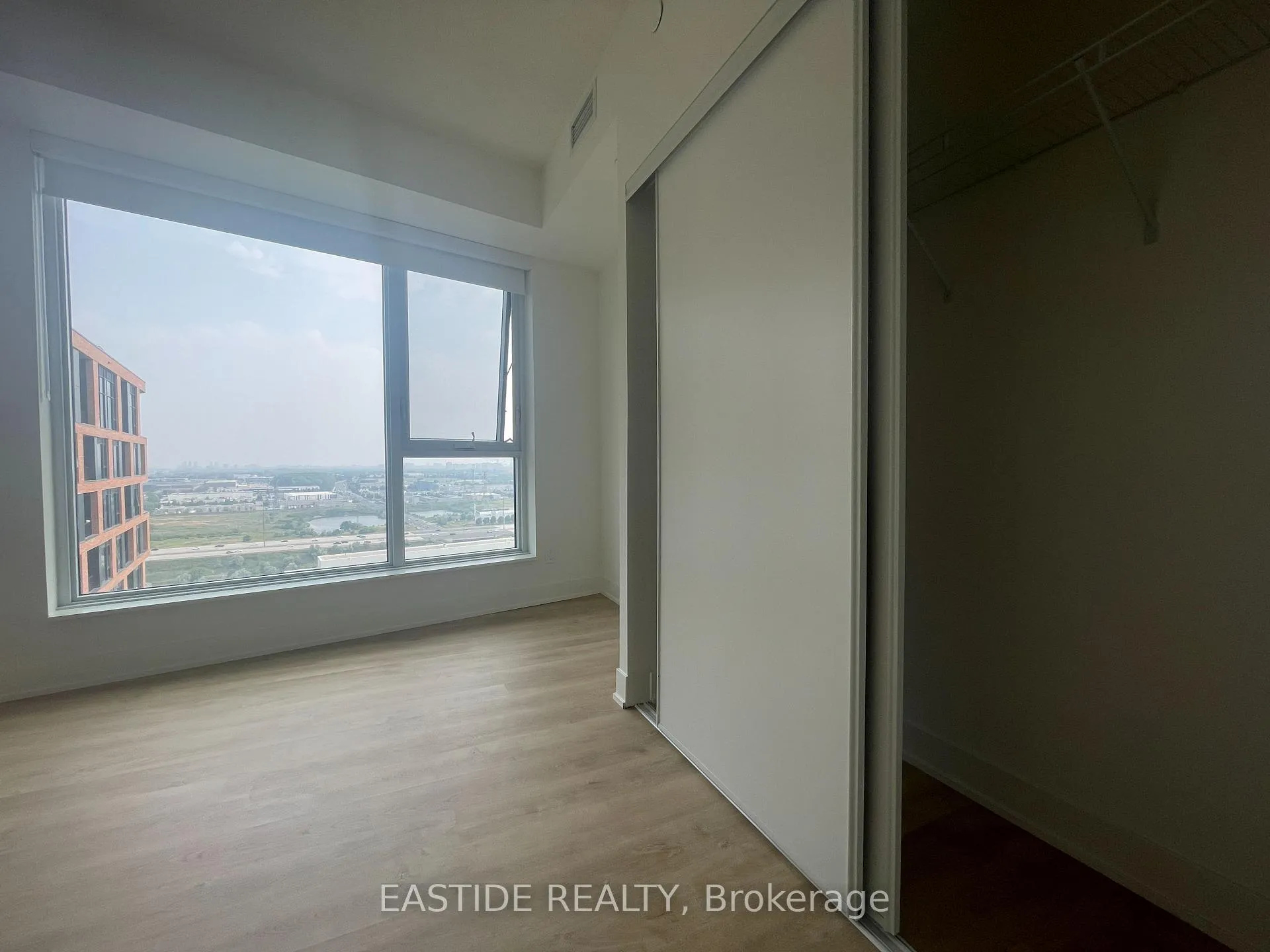 Photo 10 of Unit 2412, 56 Andre de Grasse Street, Markham, Unionville — HOMEH